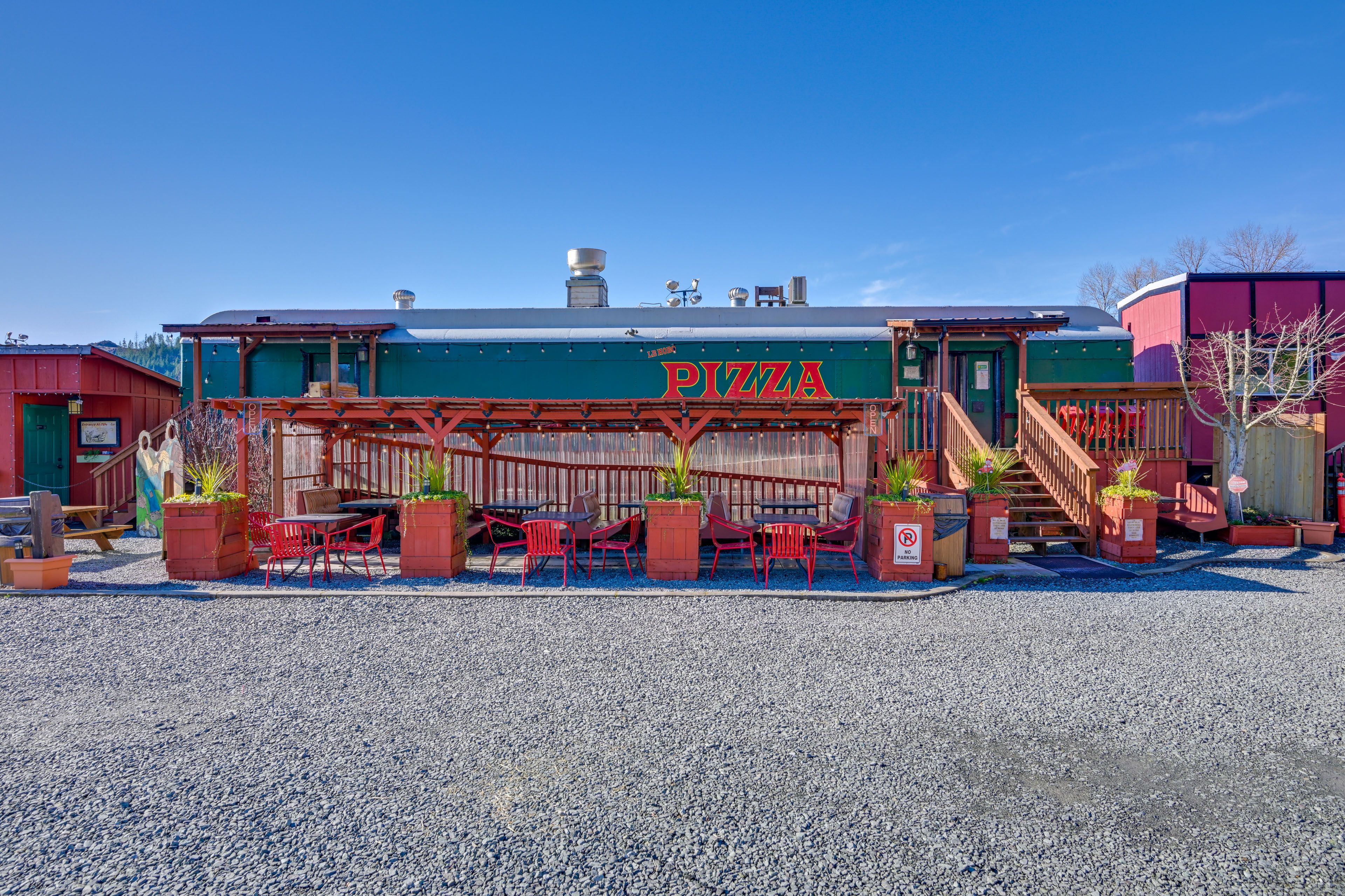 Restaurant & Bar On-Site