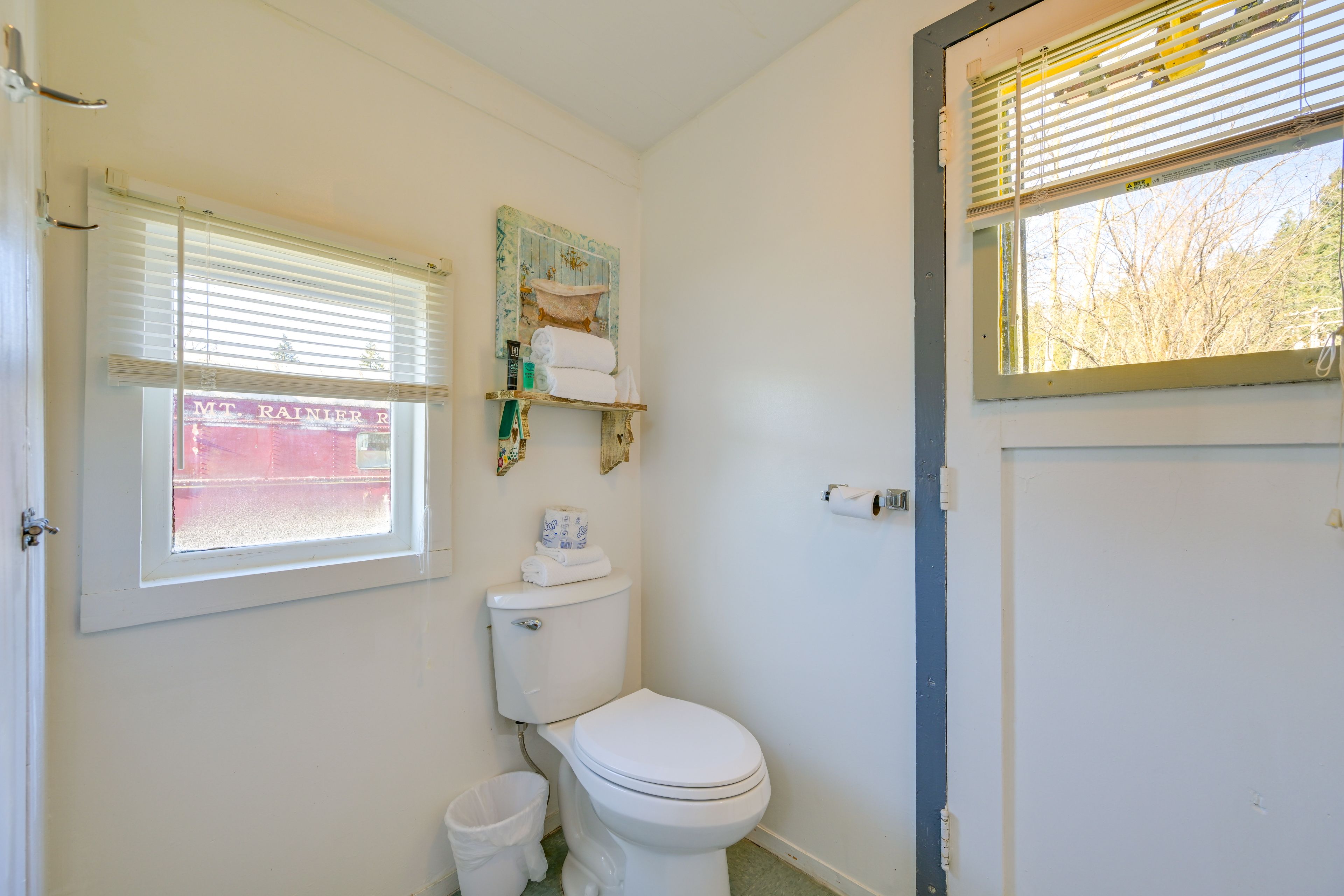 Full Bath | Main Level