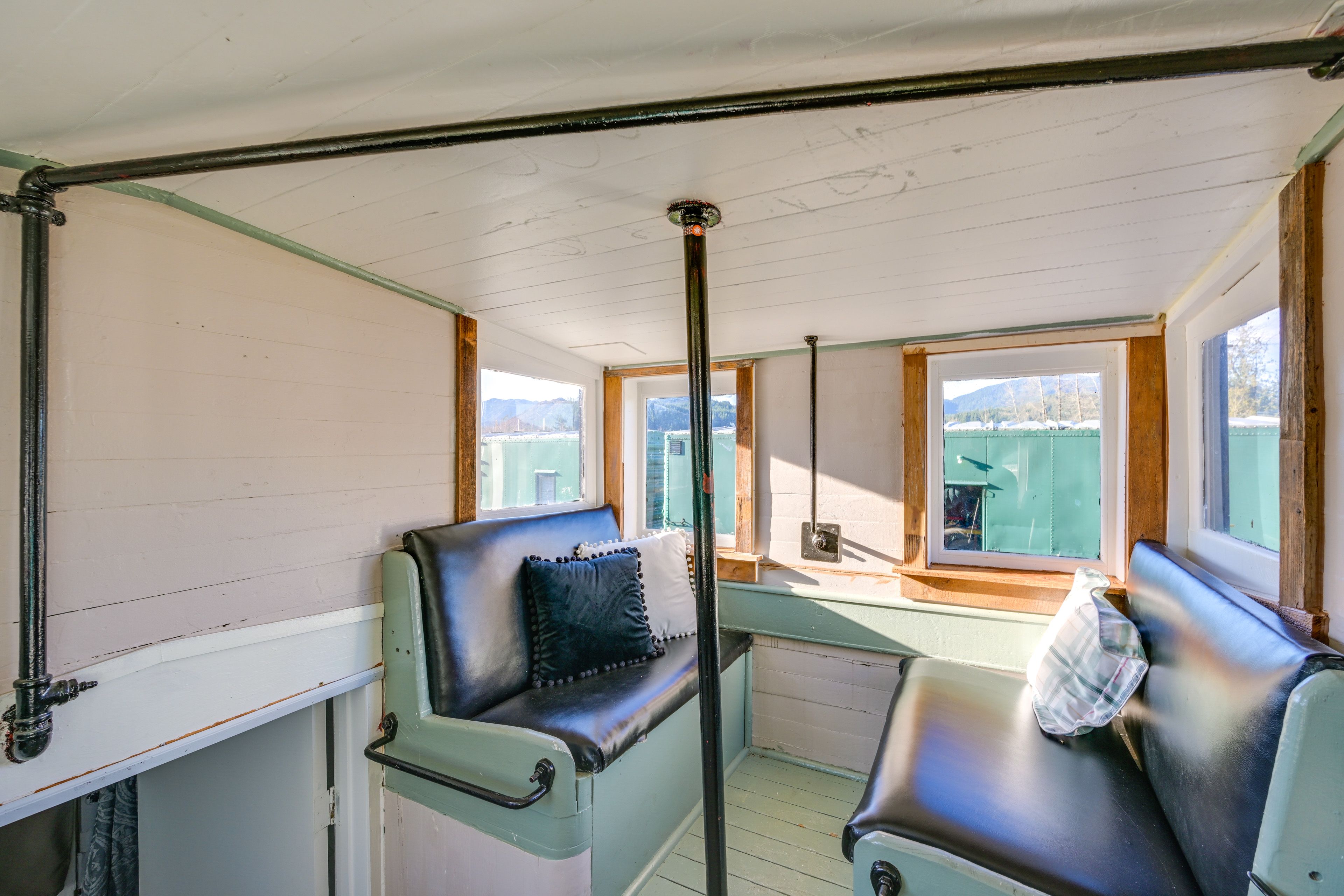 Cupola | Upper Level