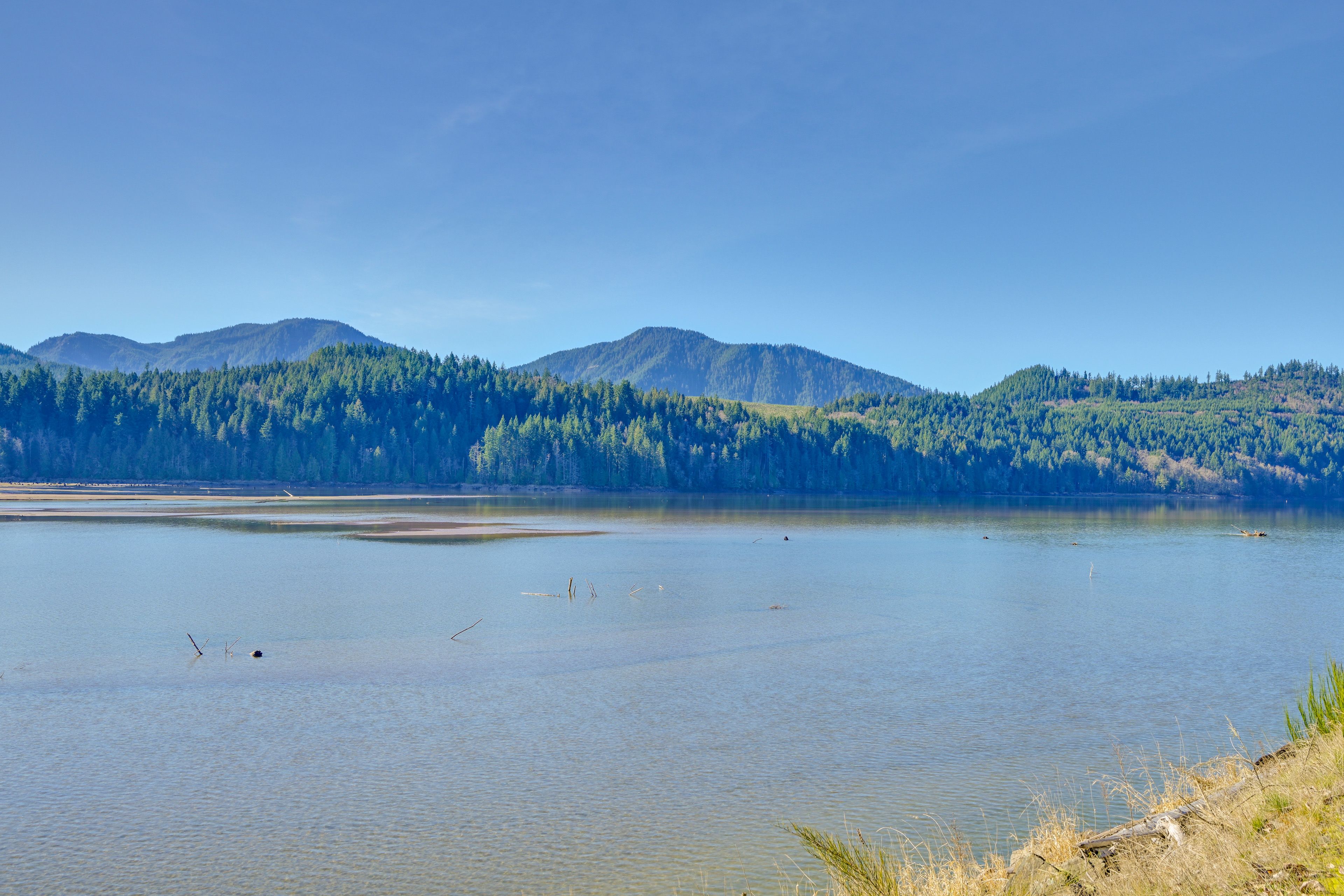 Nearby Lake | Mountain Views