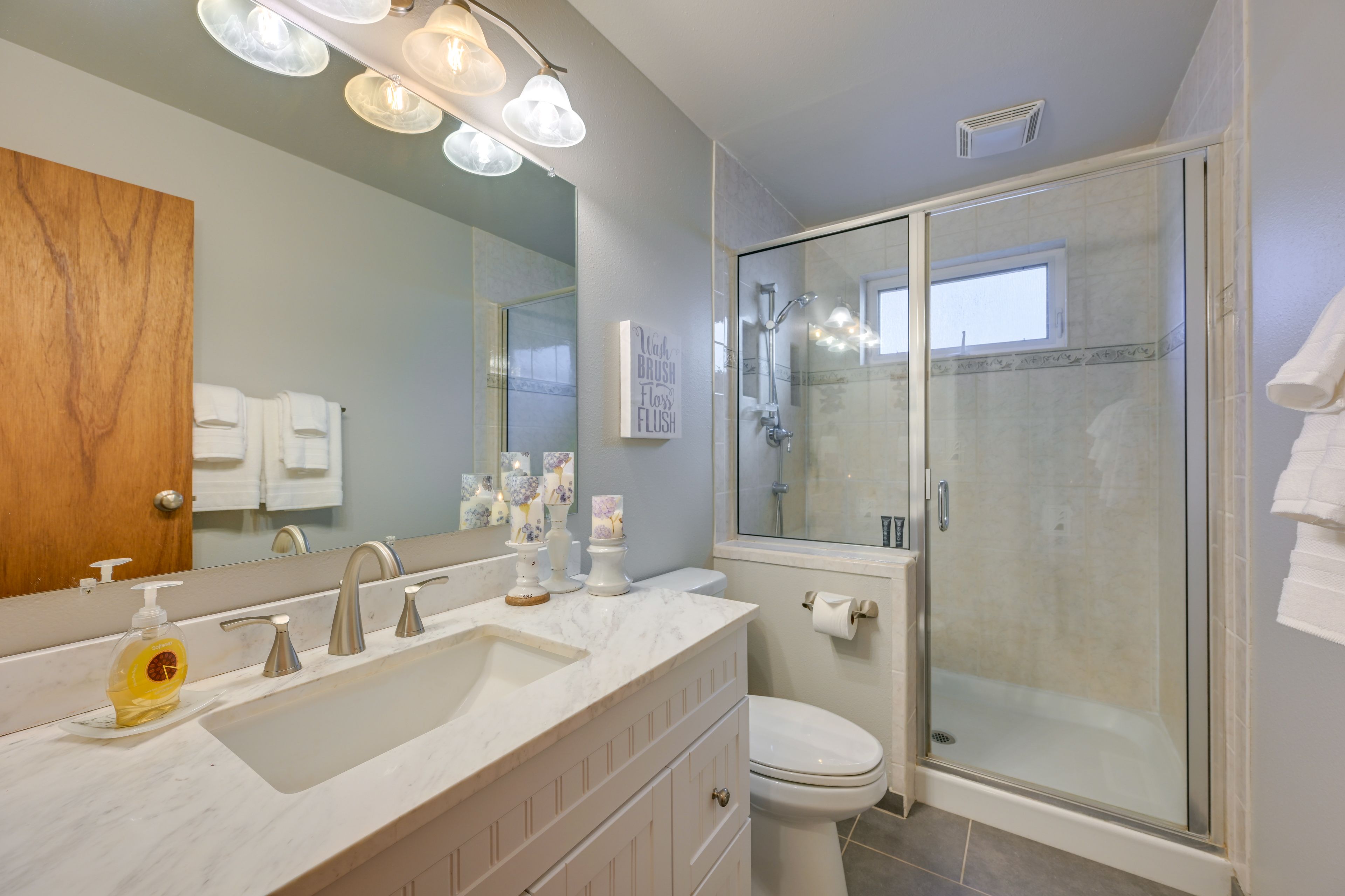 Full Bath | Main Level