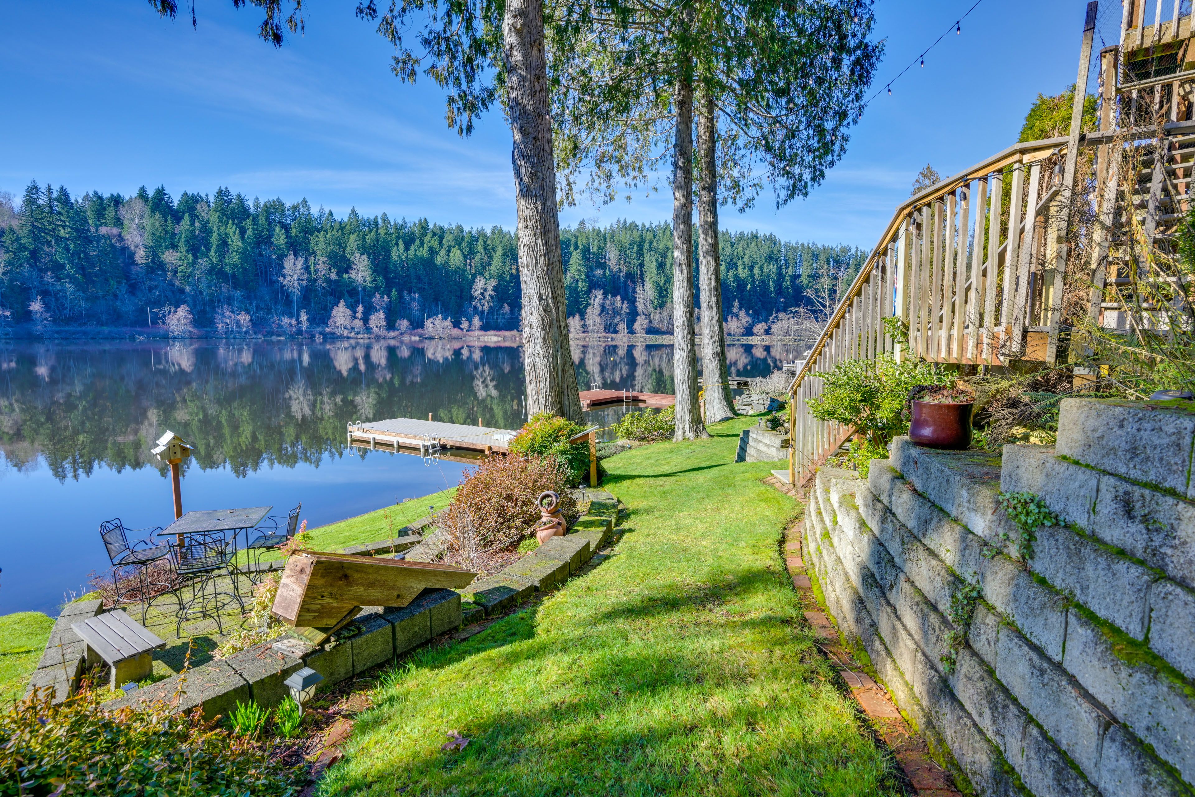 Eatonville Vacation Rental | 2BR | 2BA | 1,728 Sq Ft