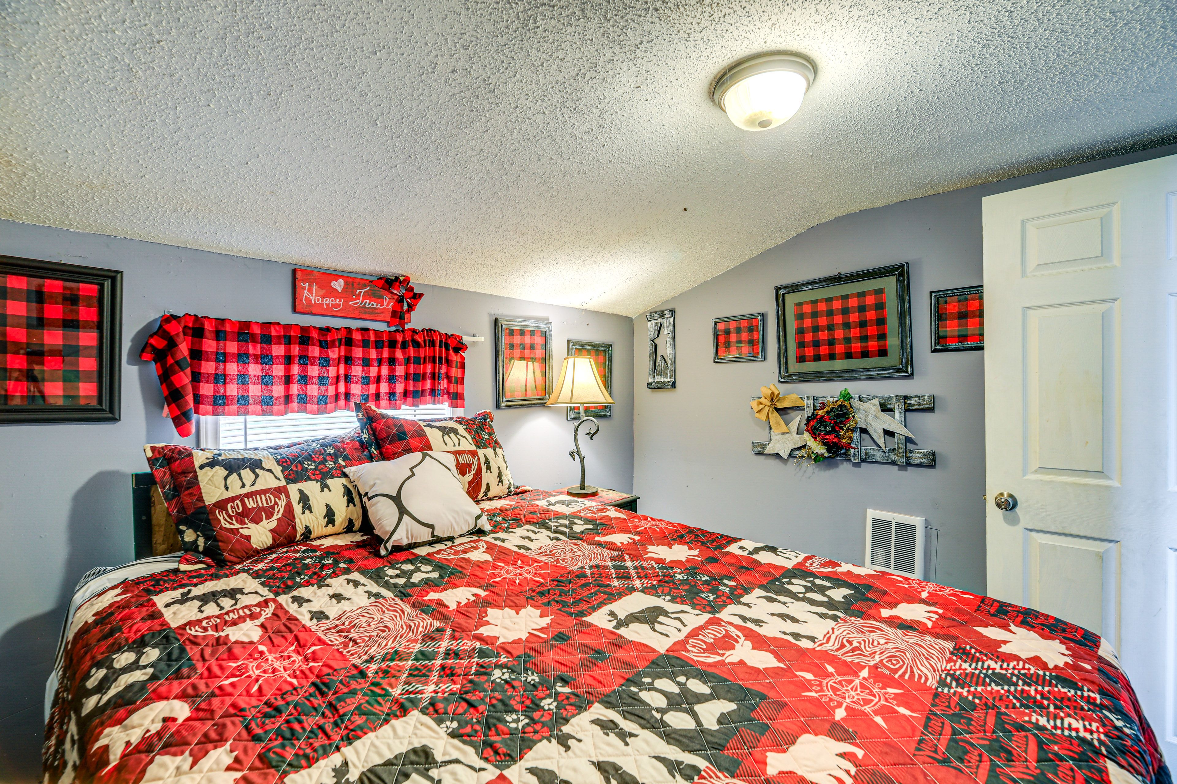 Bedroom 3 | Full Bed