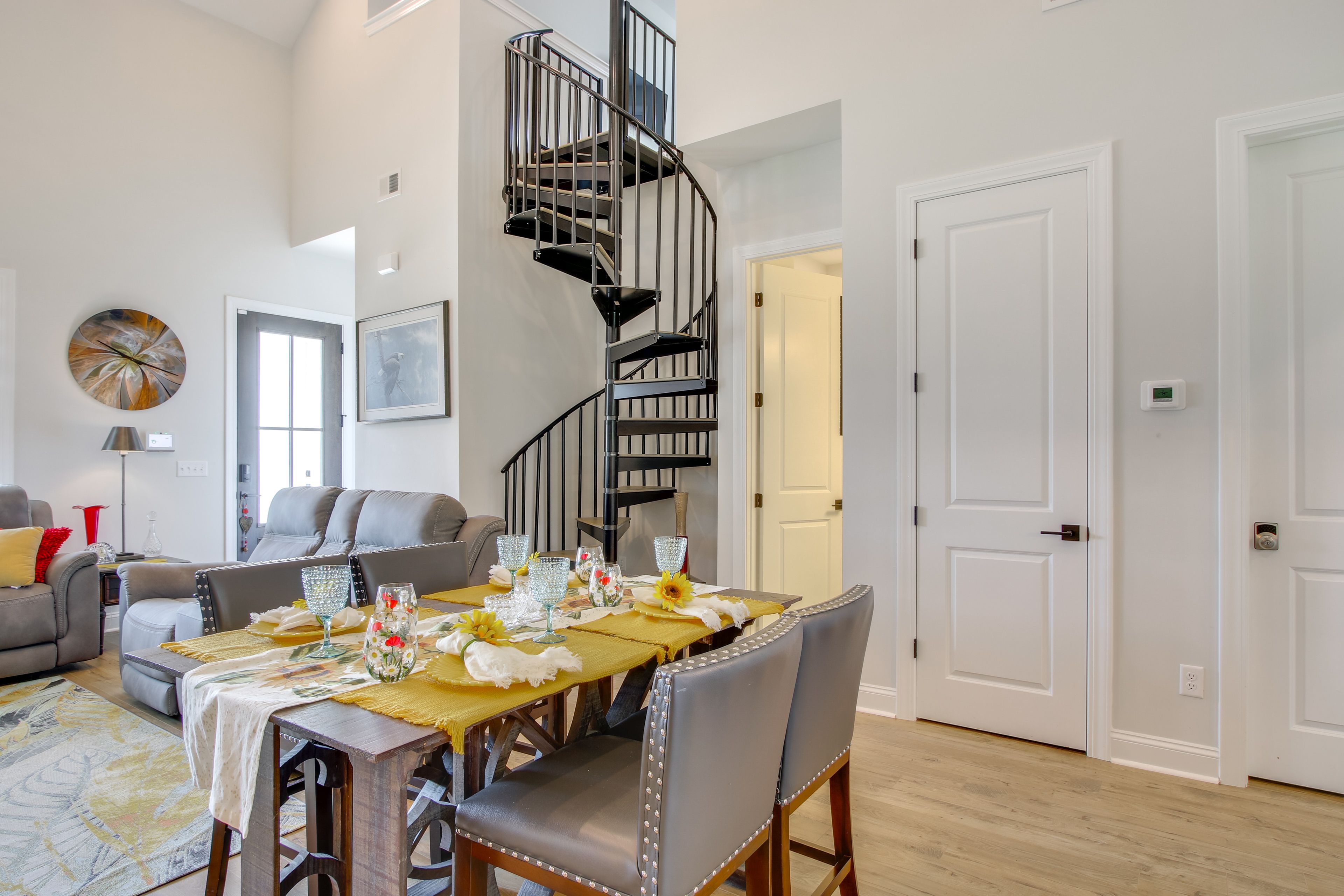 Dining Area | 1st Floor