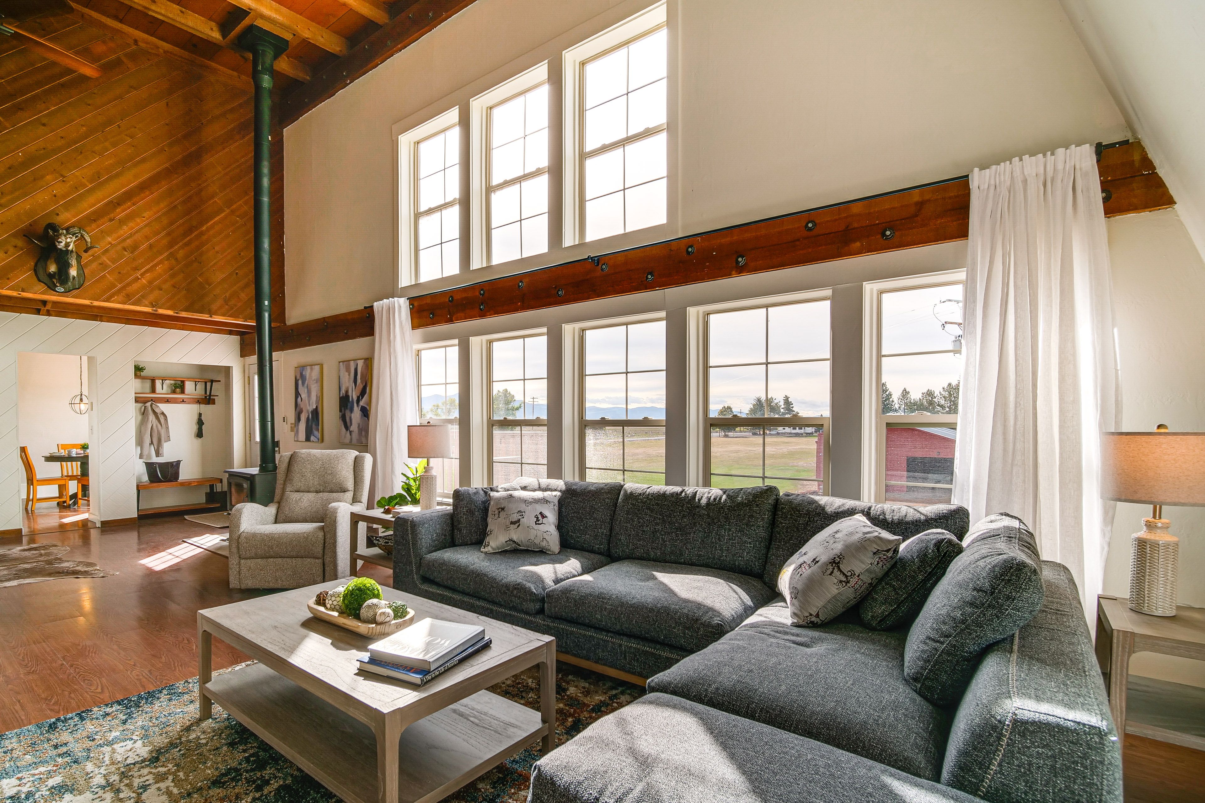 Living Room | Smart TV | Fireplace | 1st Floor