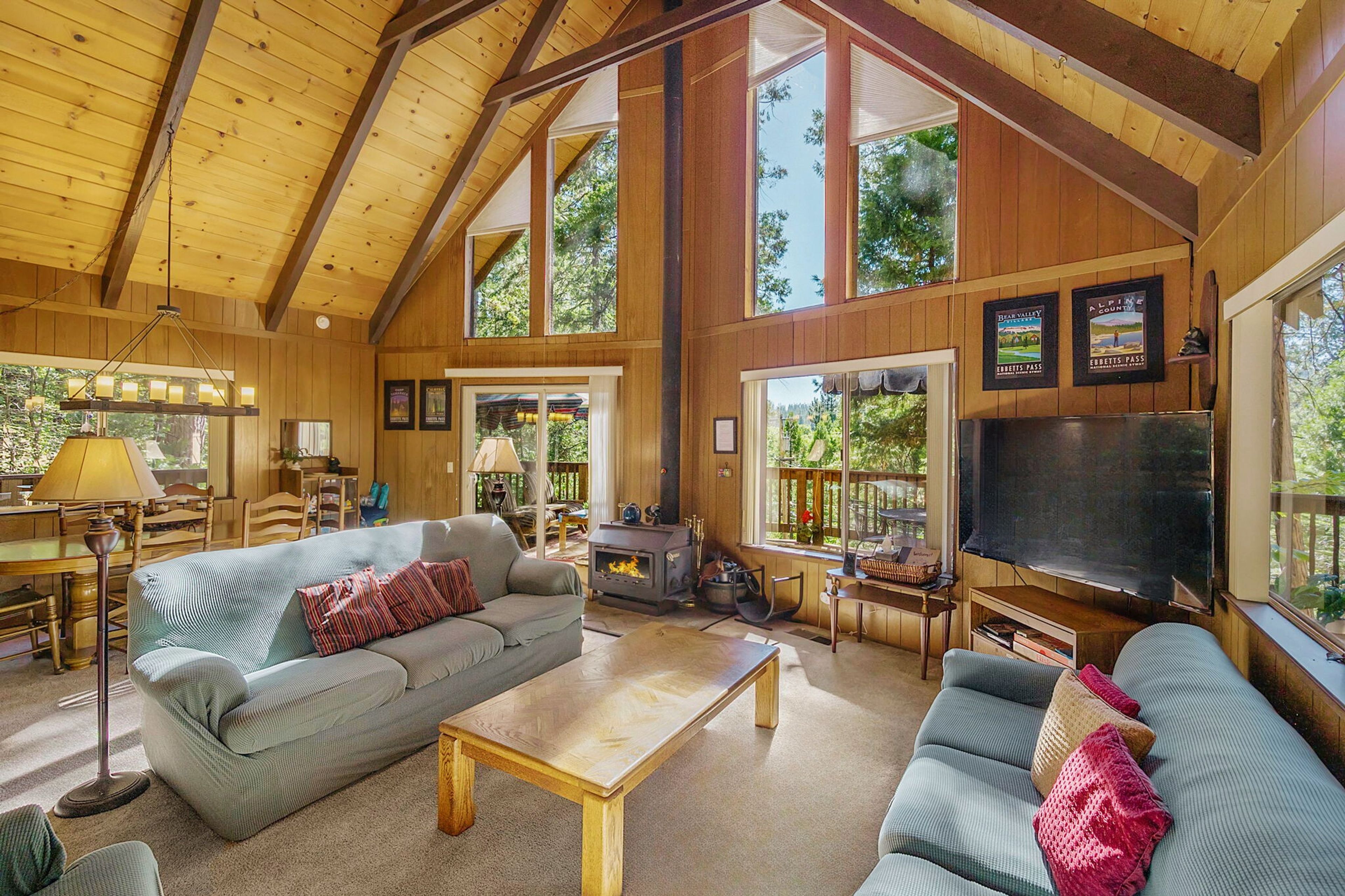 Arnold Vacation Rental | 2BR | 1.5BA | 1,404 Sq Ft | Stairs Required