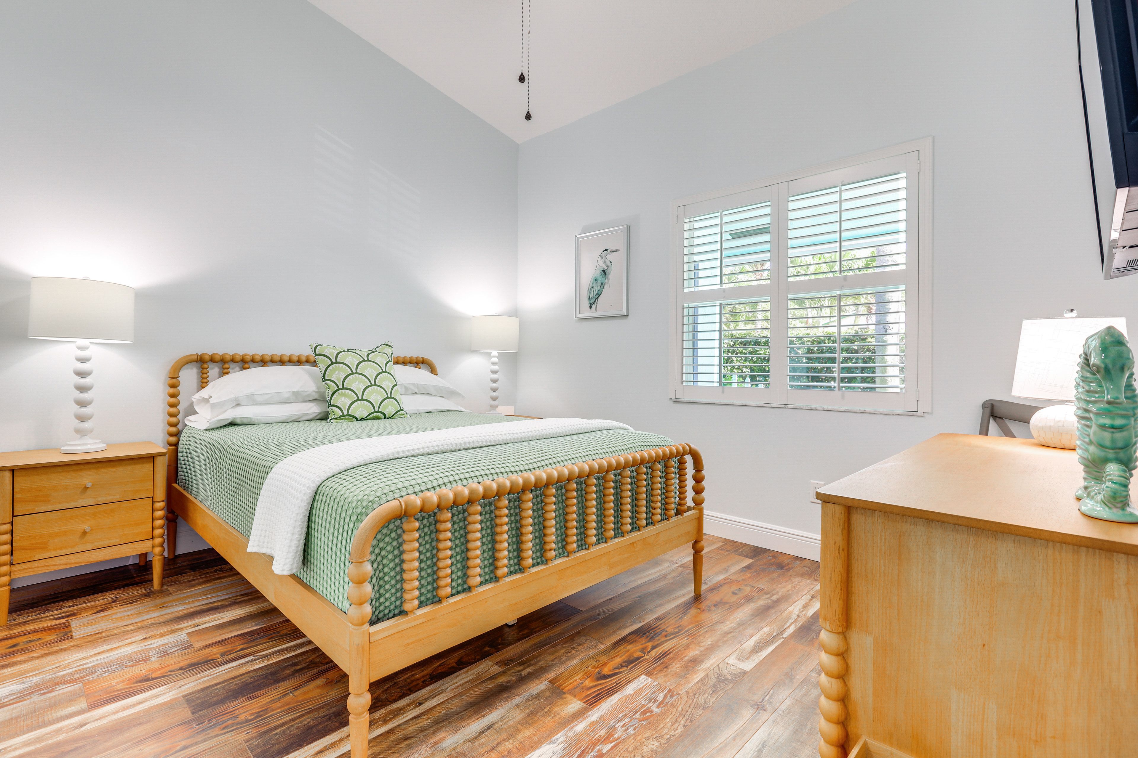Bedroom 2 | Queen Bed | Linens Provided