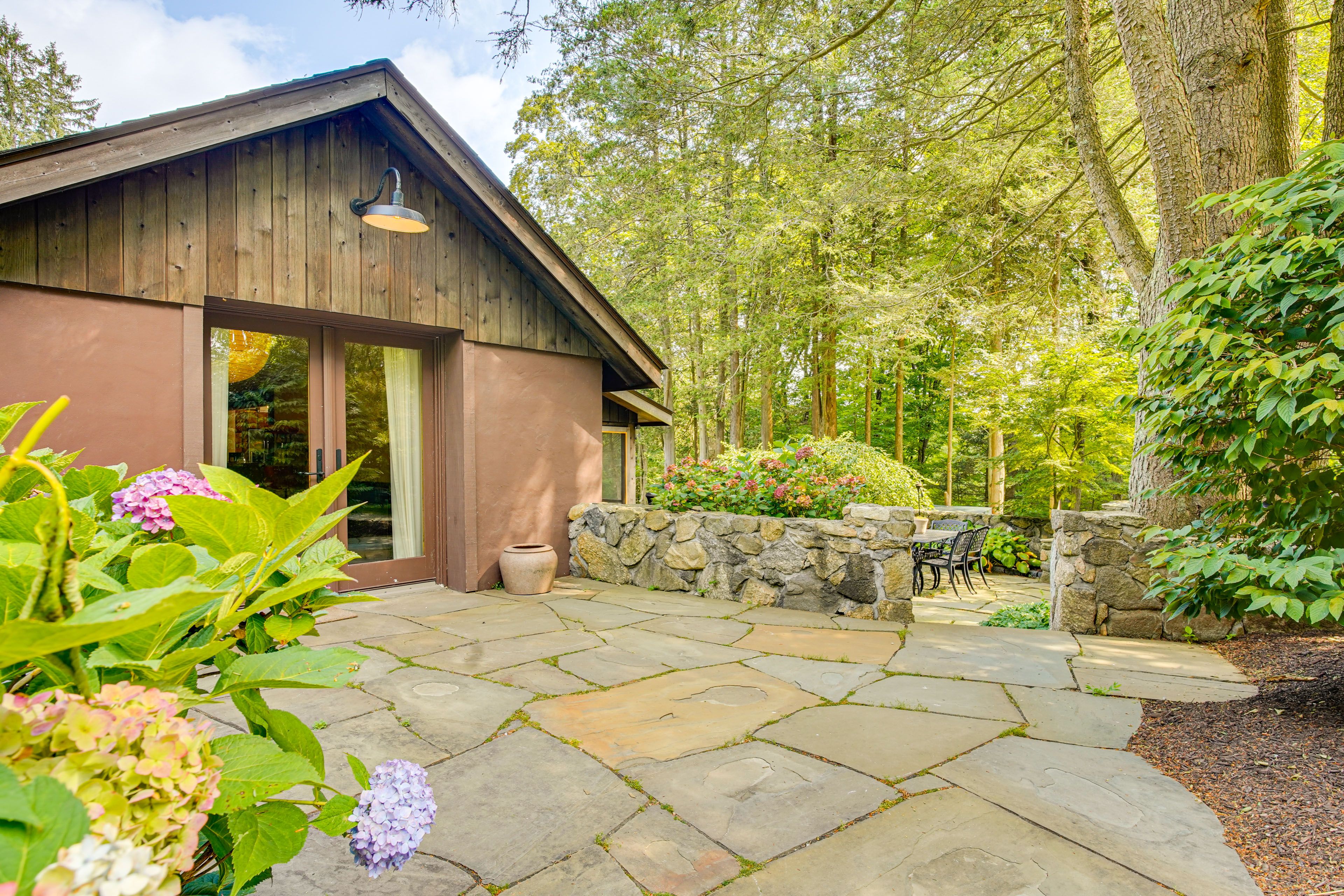 Home Exterior | Patio | Dining Area | Gas Grill | Outdoor Fireplace