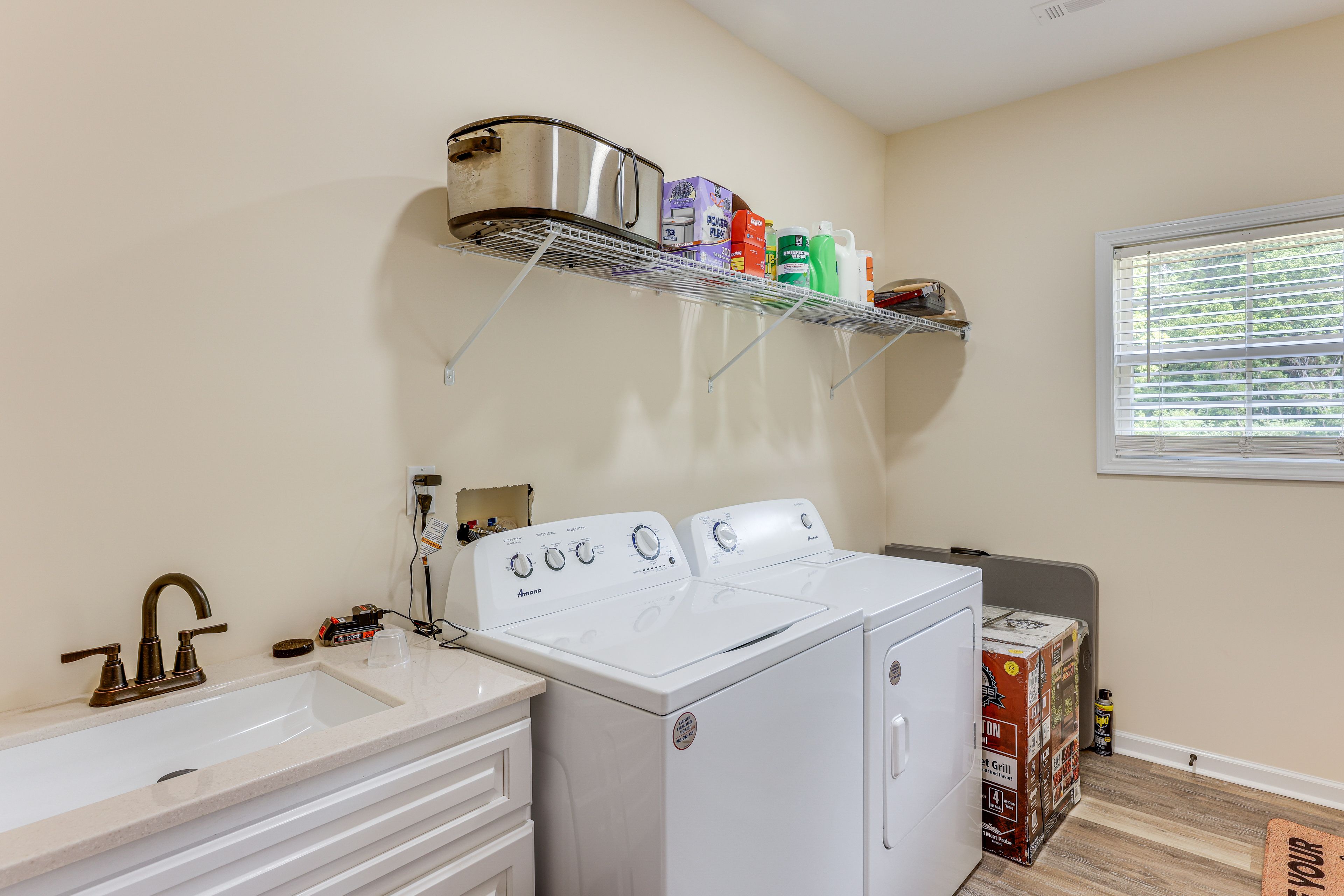 Laundry Area | Washer/Dryer