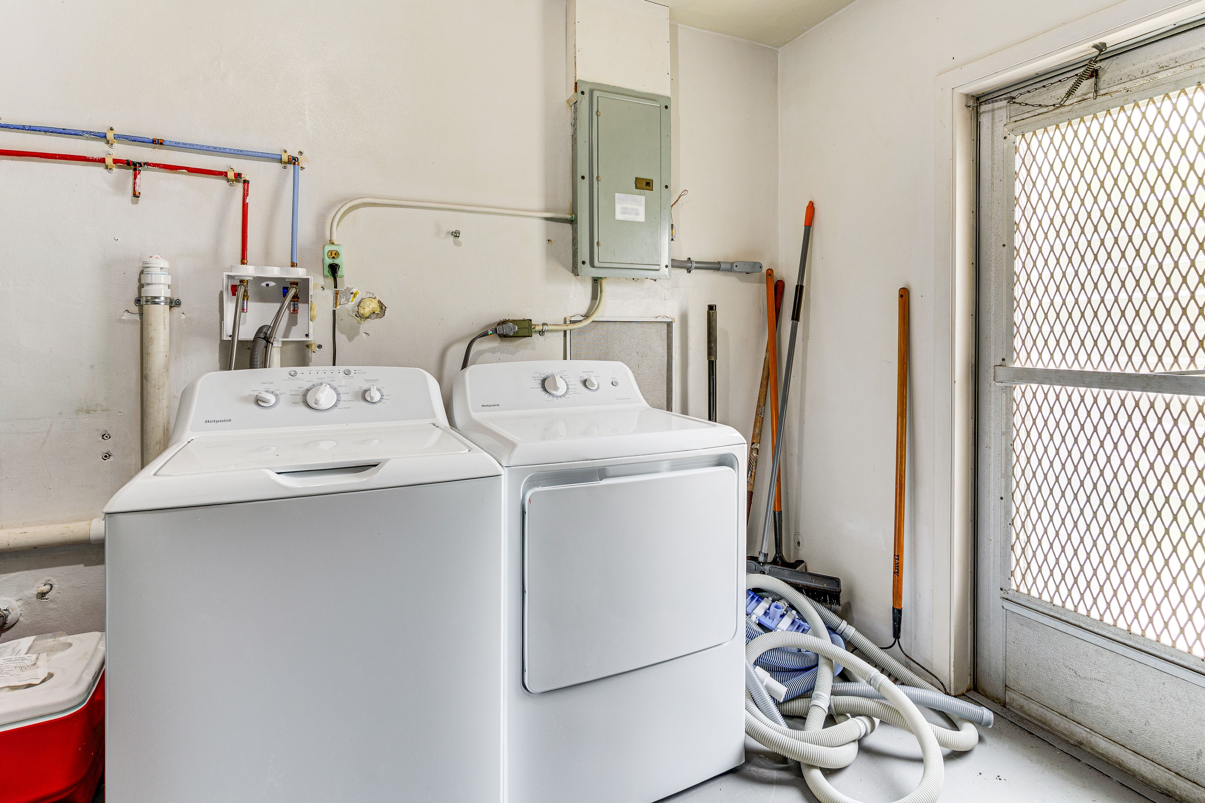 Washer & Dryer