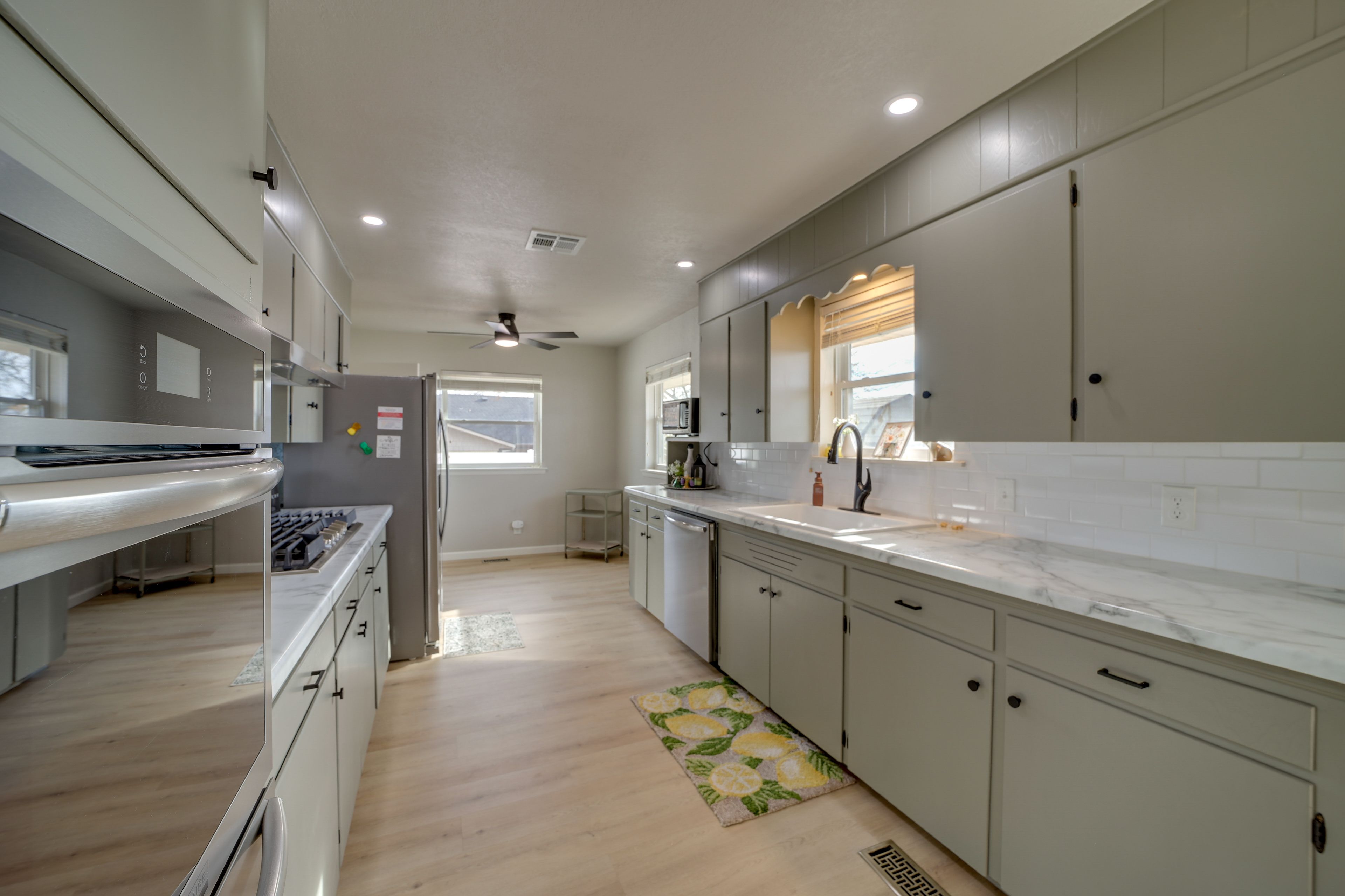 Kitchen | Stove | Toaster