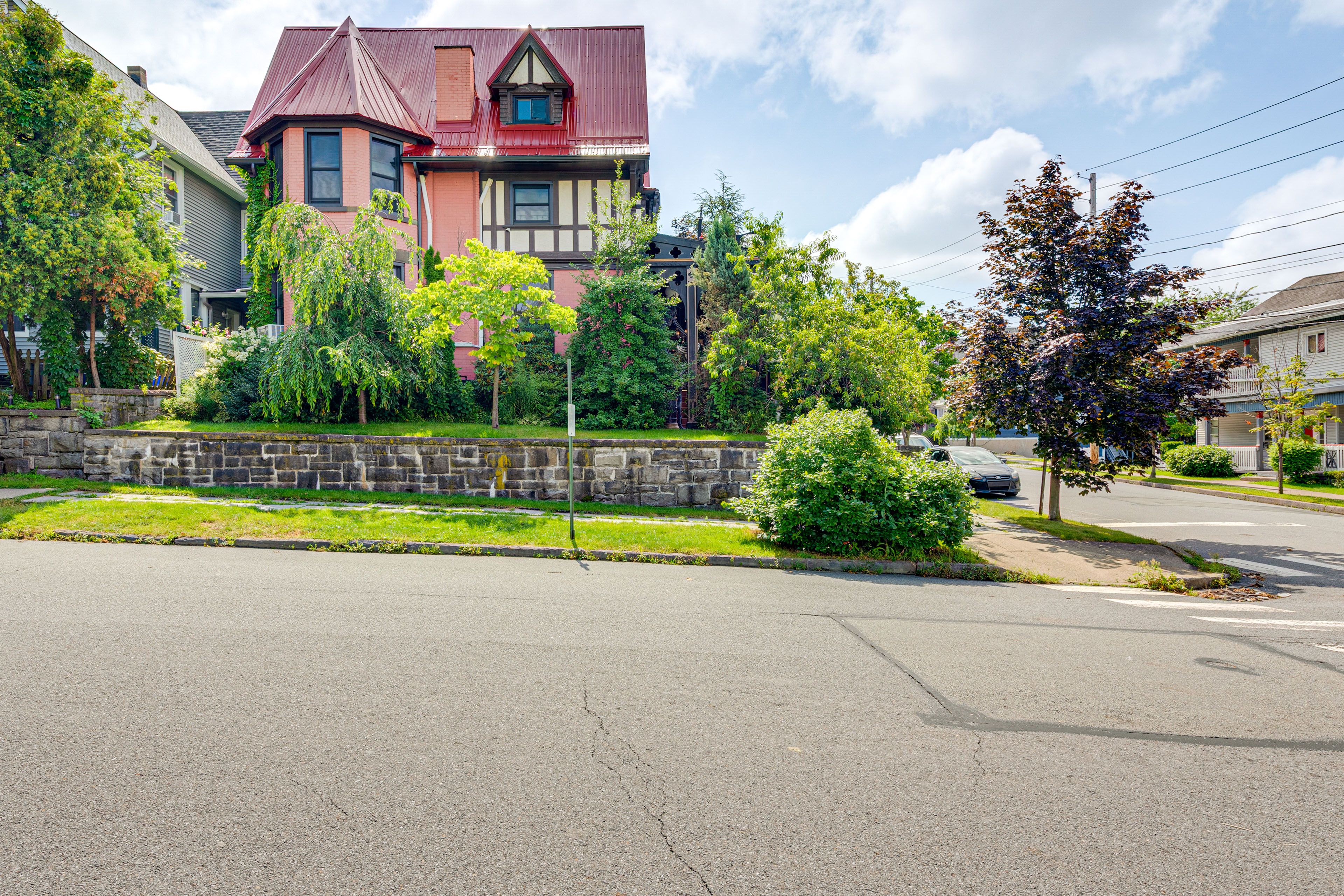Parking | Metered Street Parking (First-Come, First-Served)