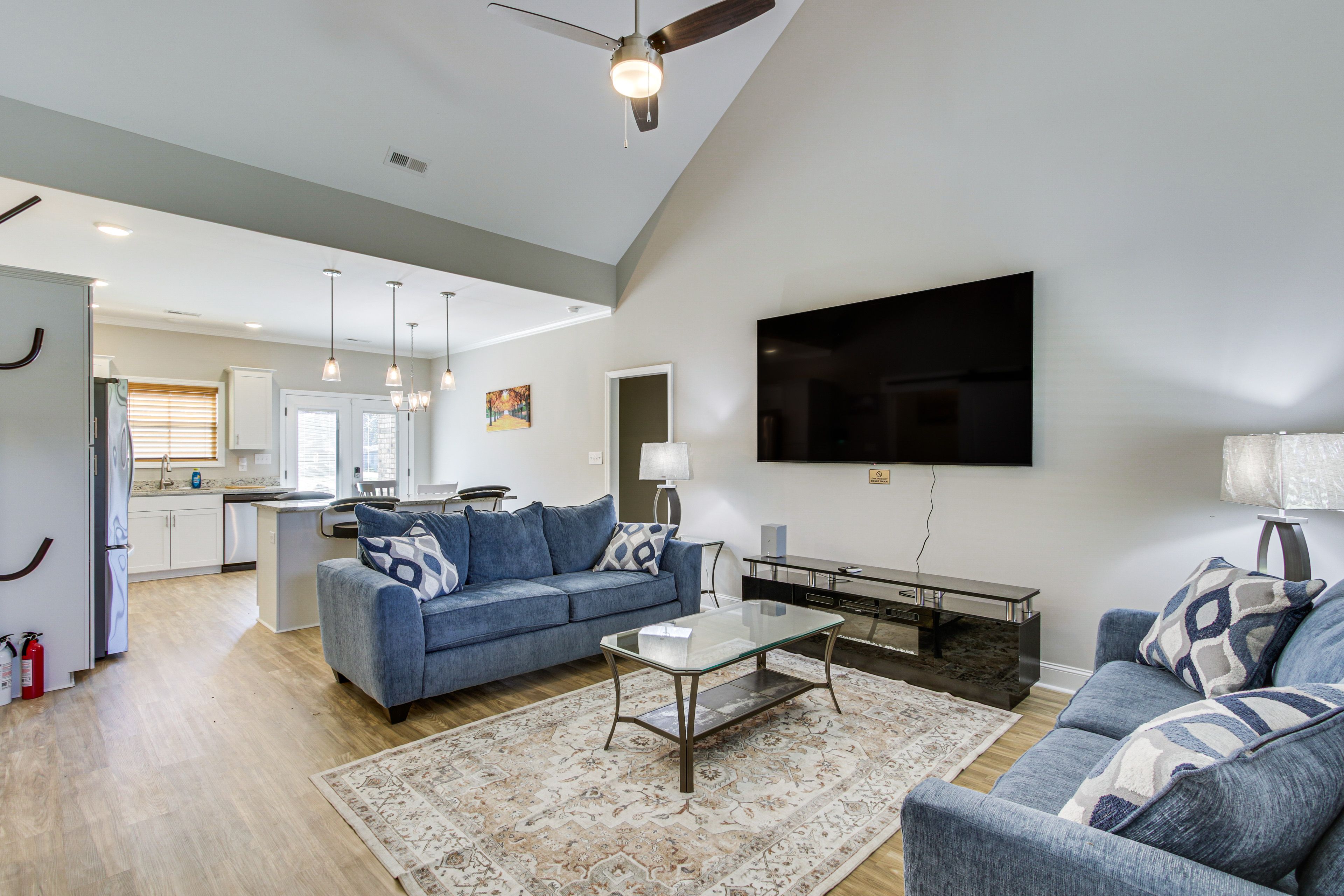 Athens Vacation Rental | 3BR | 2.5BA | 1,324 Sq Ft