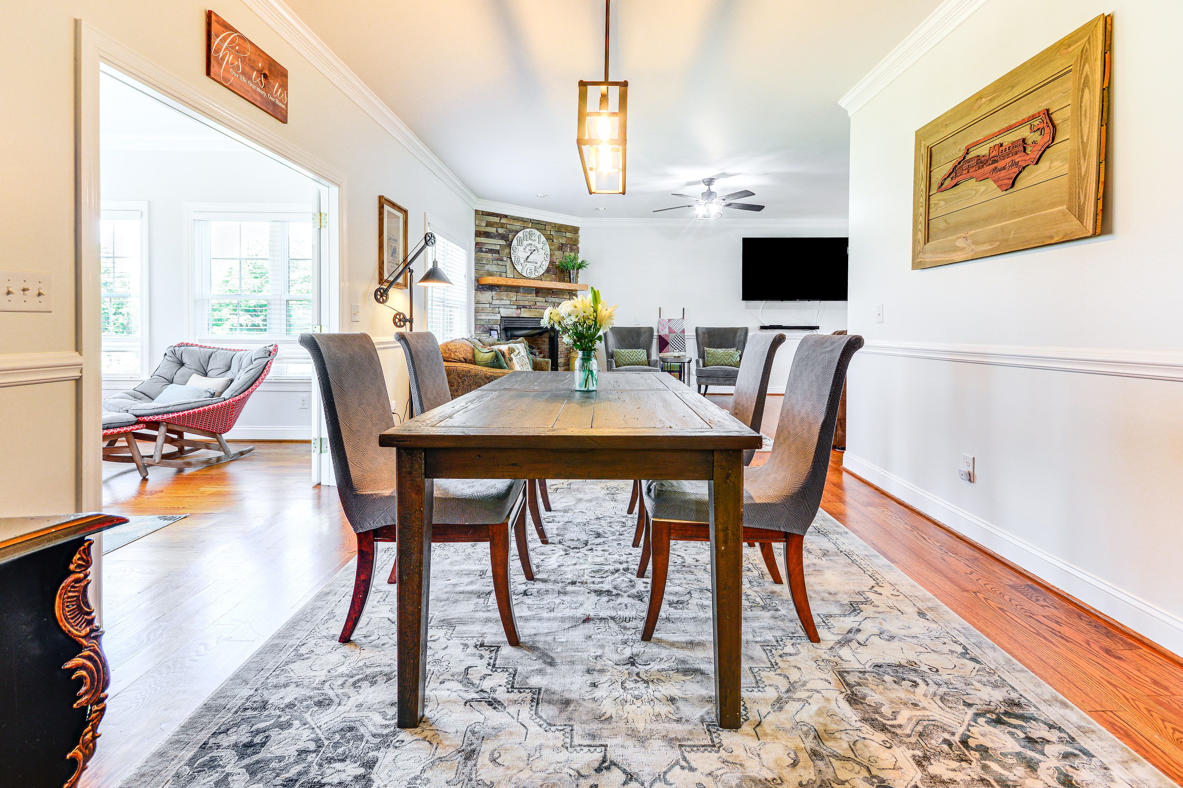 Dining Area | 1st Floor