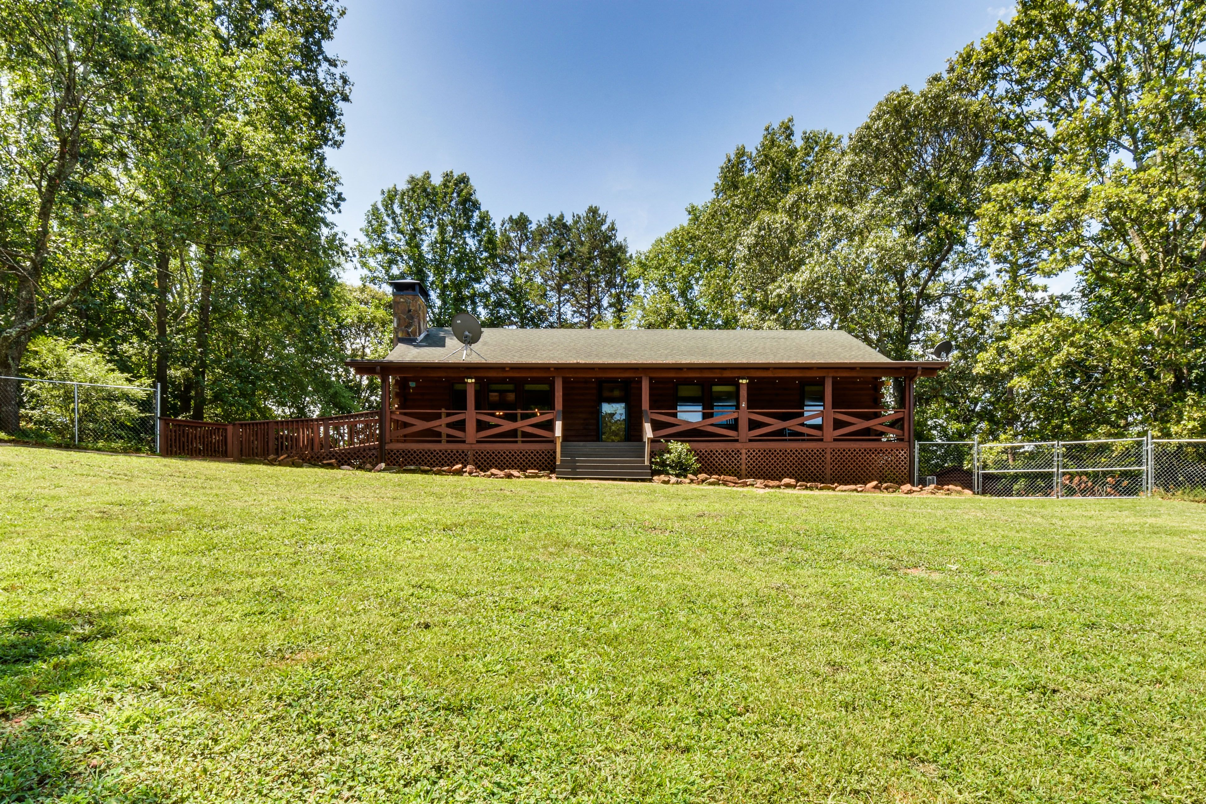 Property Exterior | 2-Level Cabin