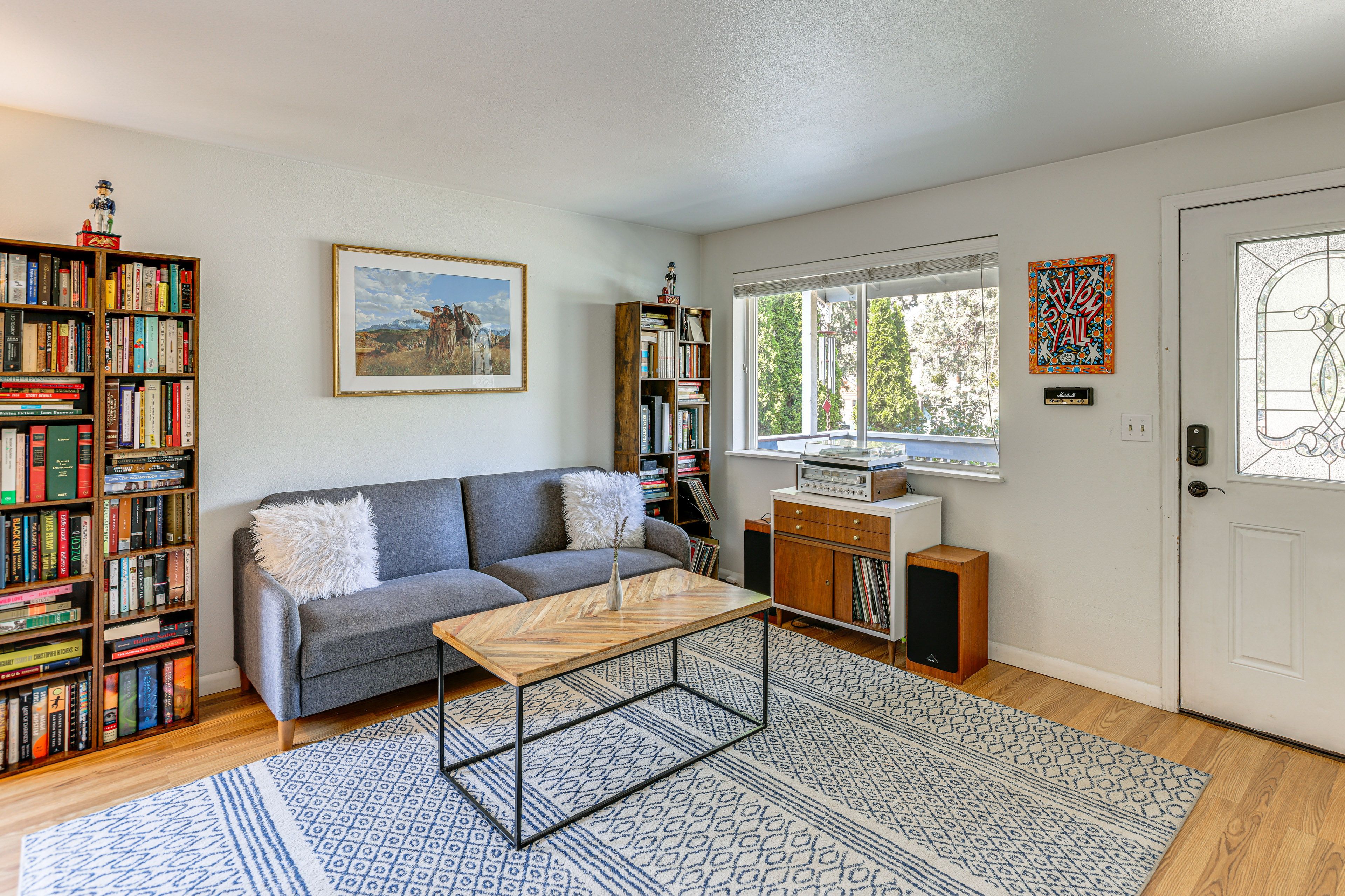 Reading Nook | Record Player | Speakers | Piano
