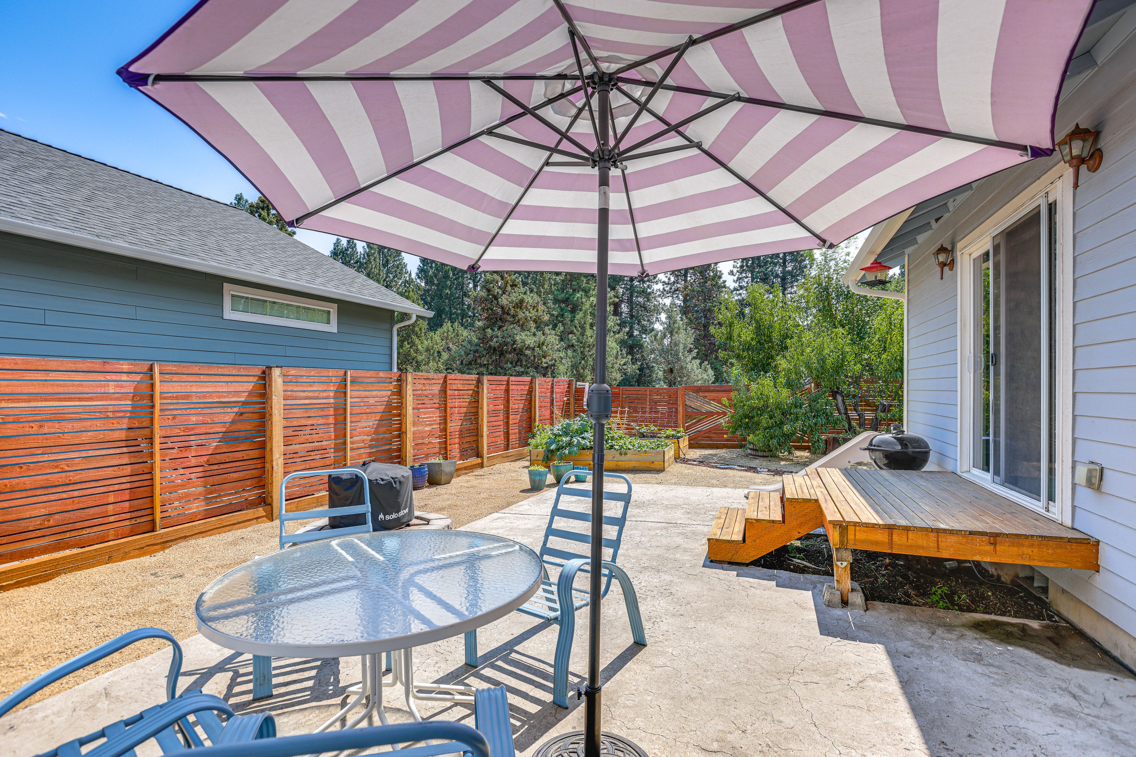 Patio | Dining Area | Charcoal Grill | Fire Pit