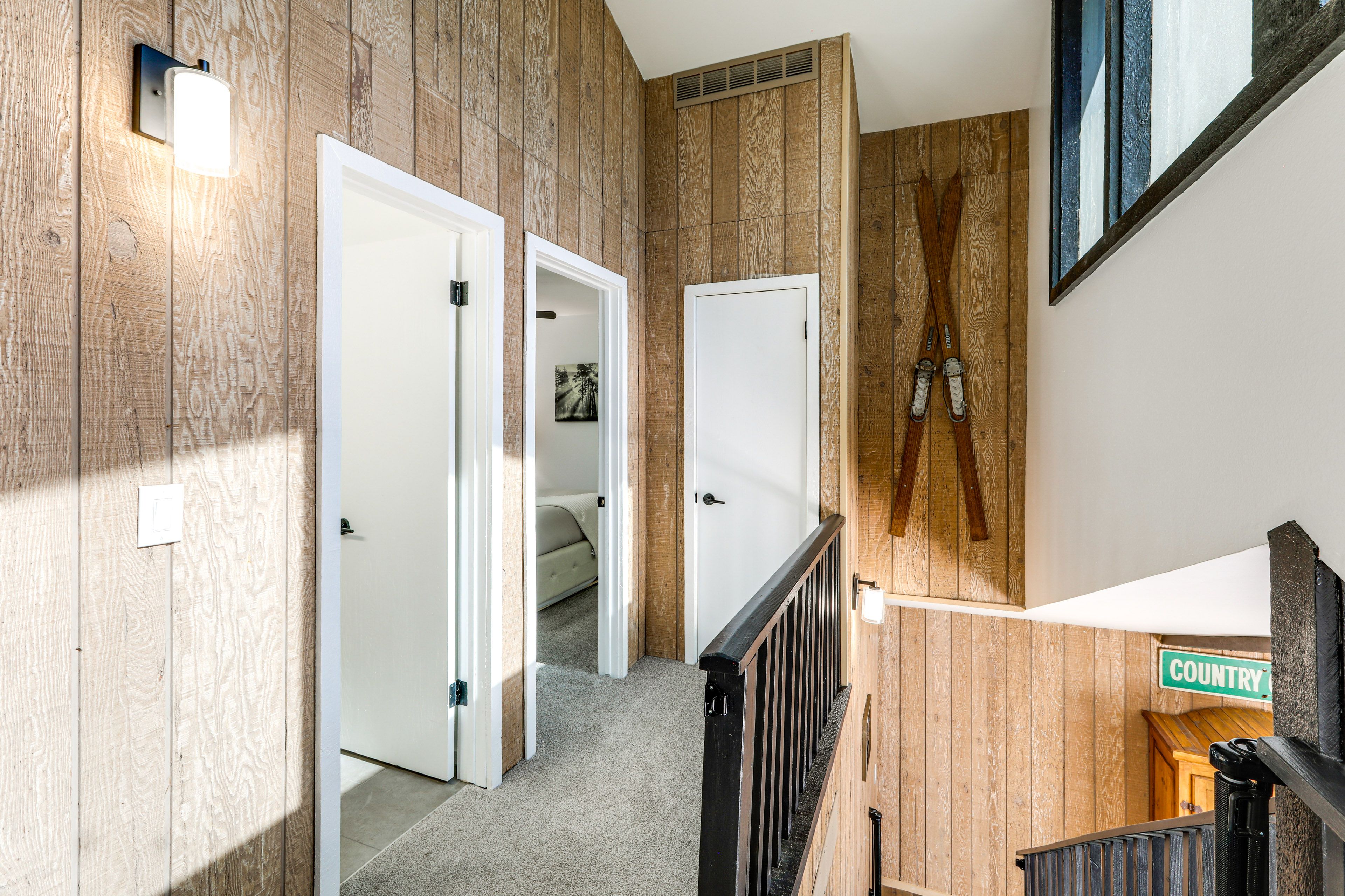Upstairs Landing | 2nd Floor