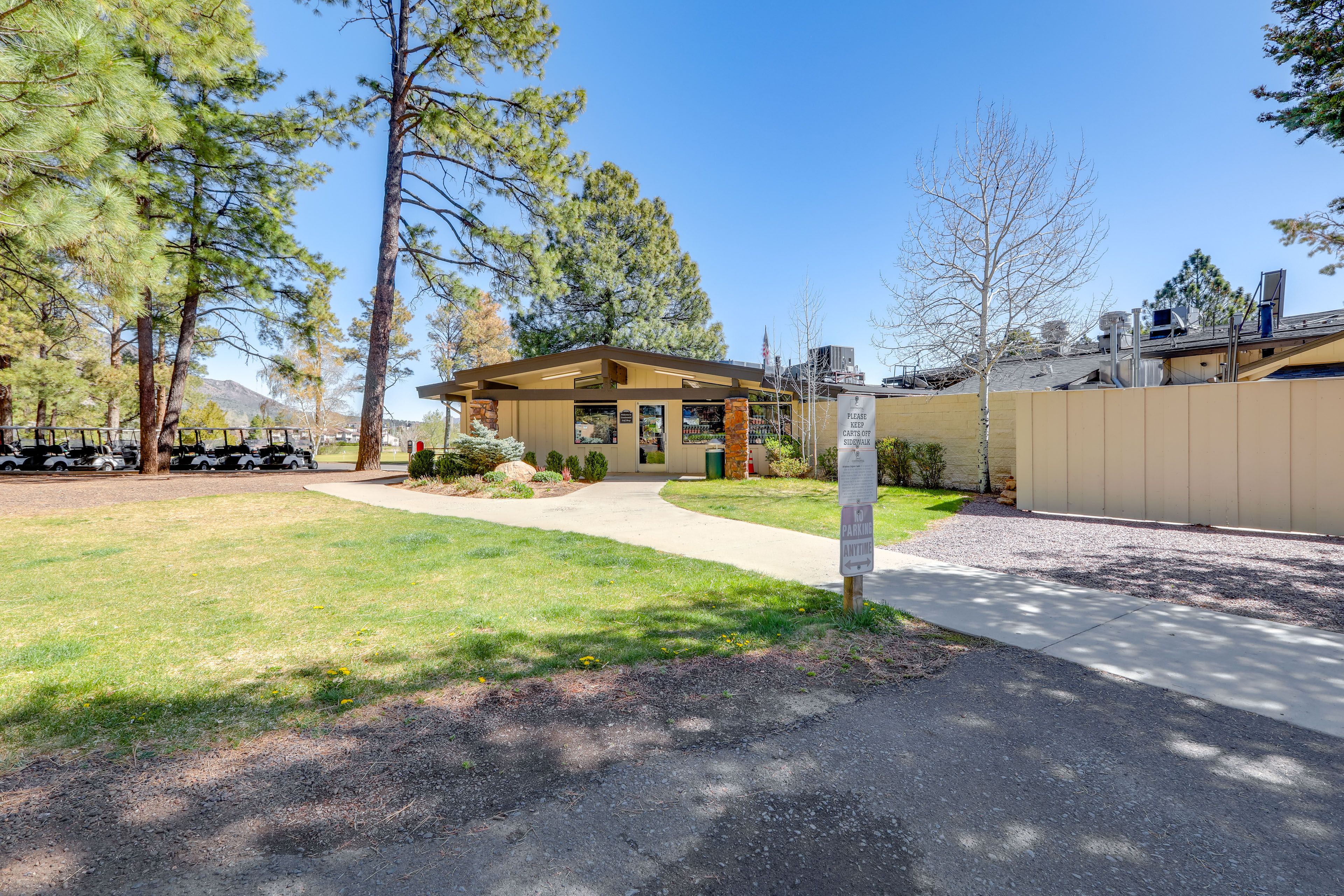 Continental Golf Club | Community Amenities