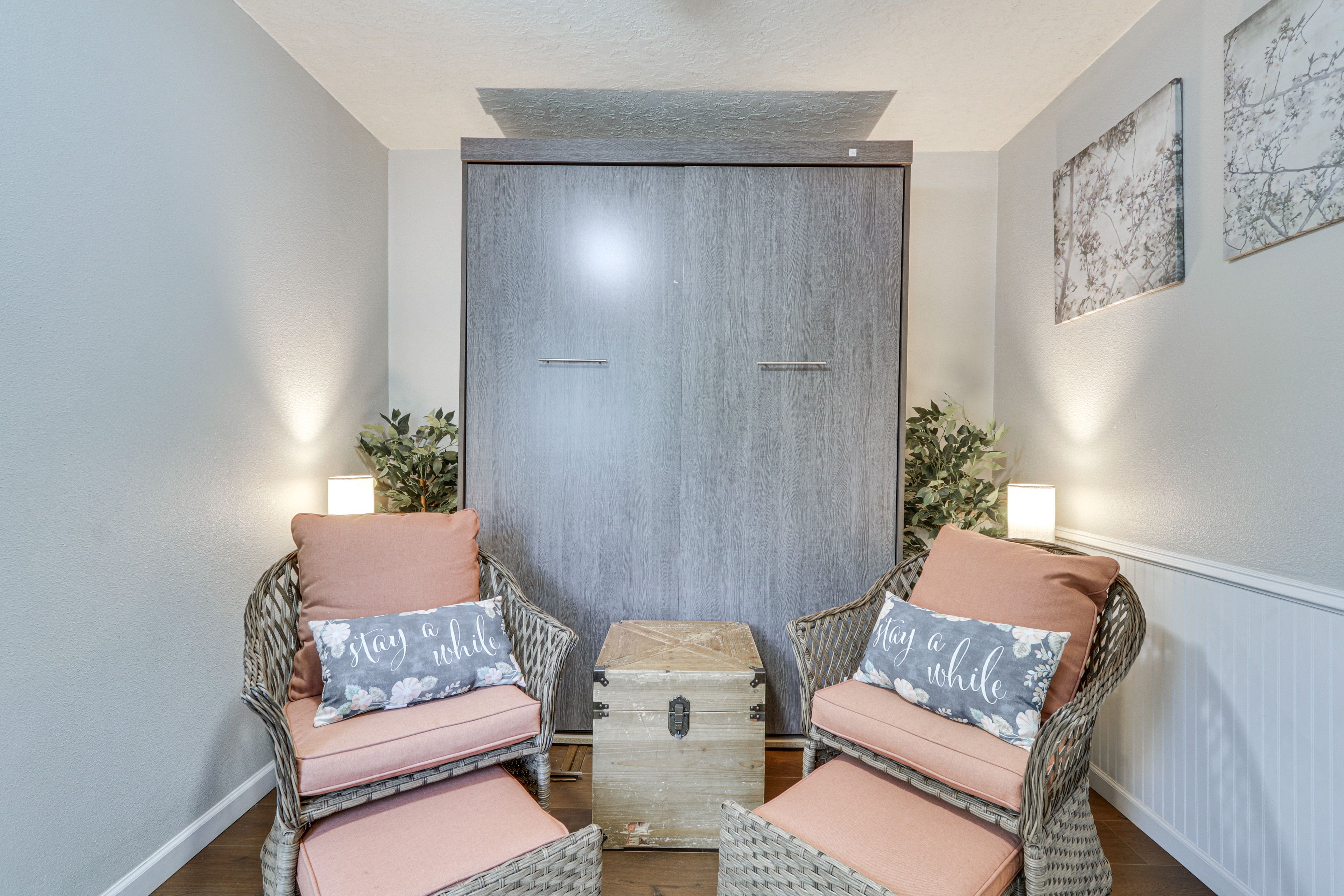 Studio | Living Area | Central Heating & A/C | Free WiFi | Flat-Screen TV