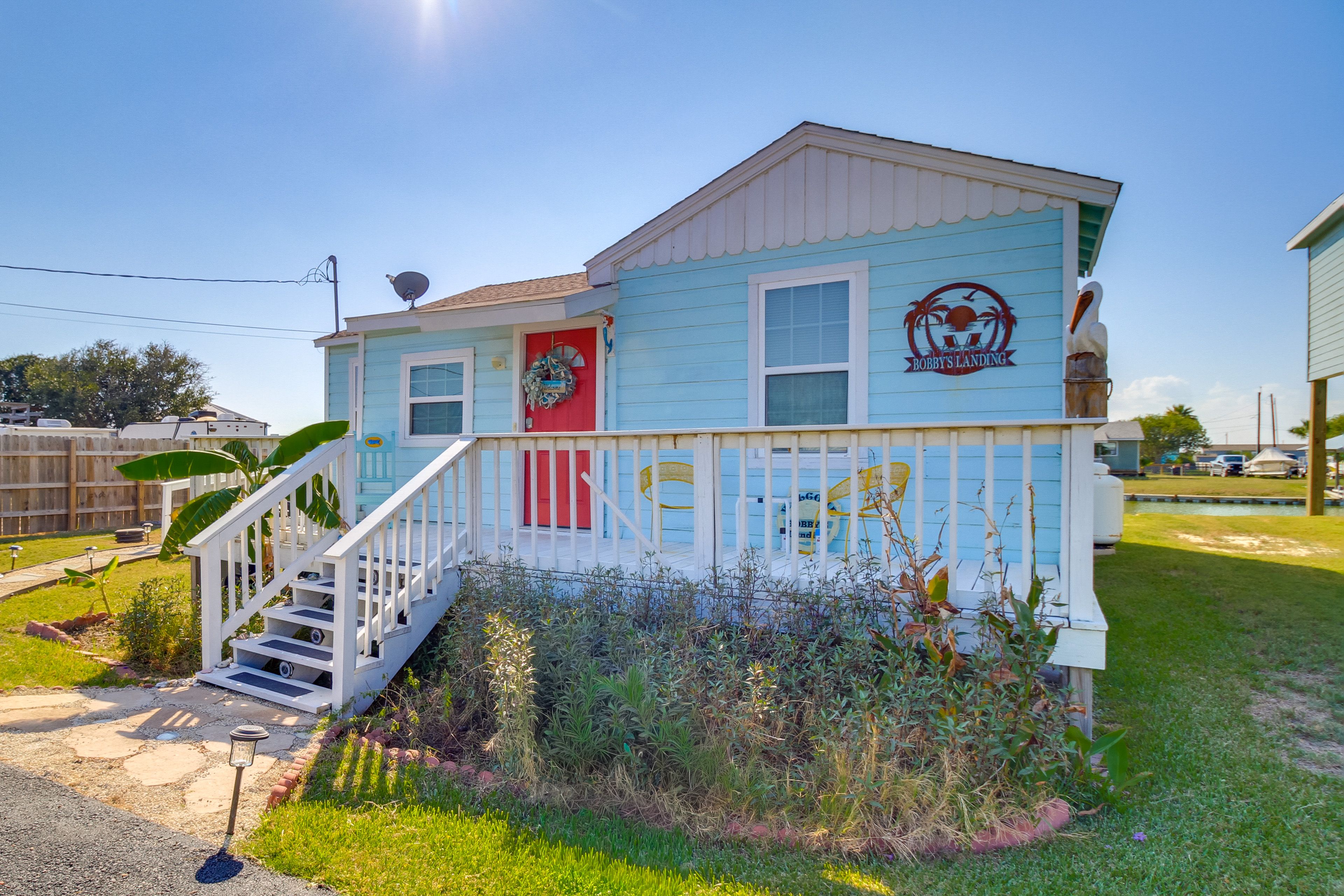Rockport Vacation Rental | 2BR | 1BA | 1,154 Sq Ft | 5 Steps Required