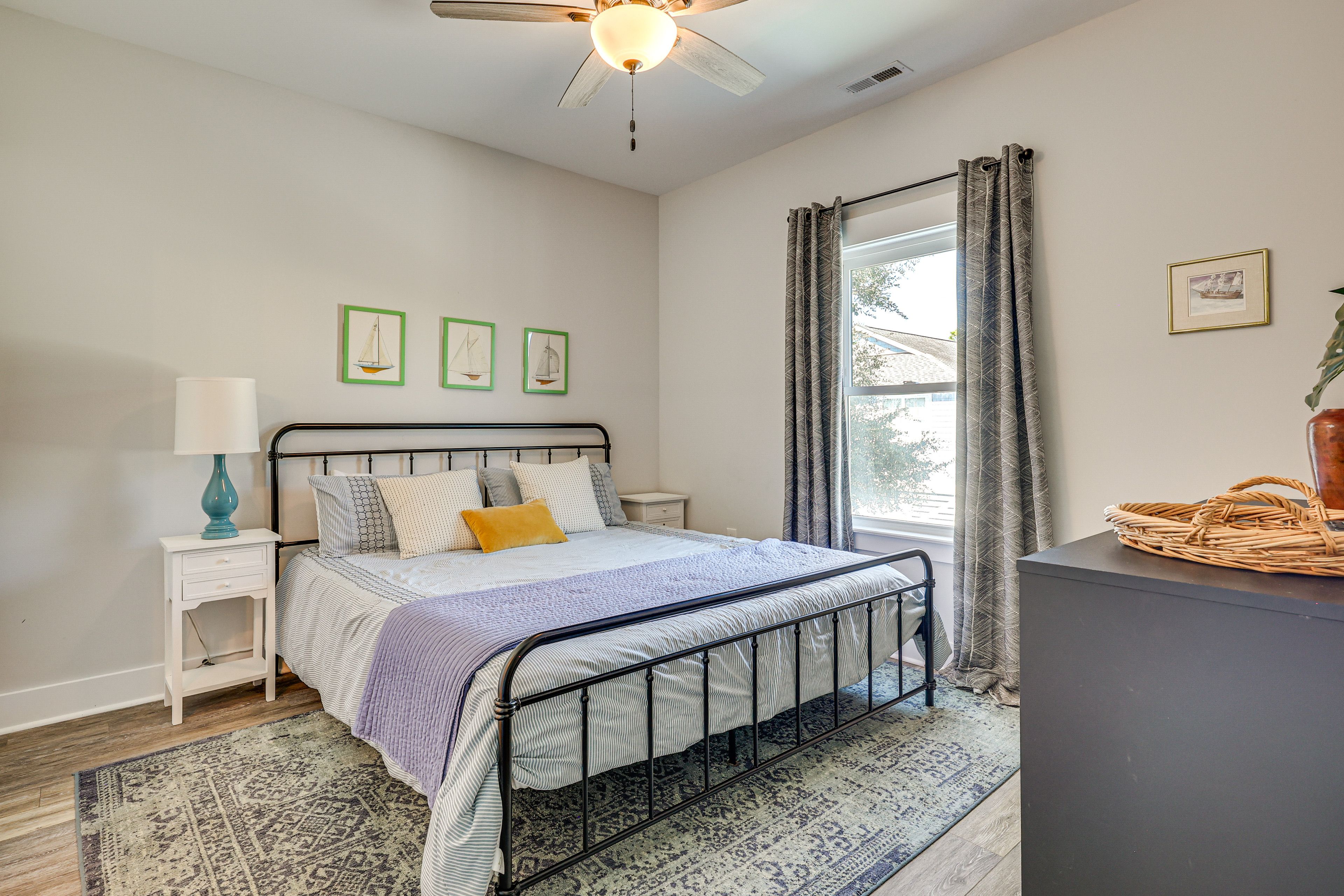 Bedroom 2 (En-Suite) | King Bed