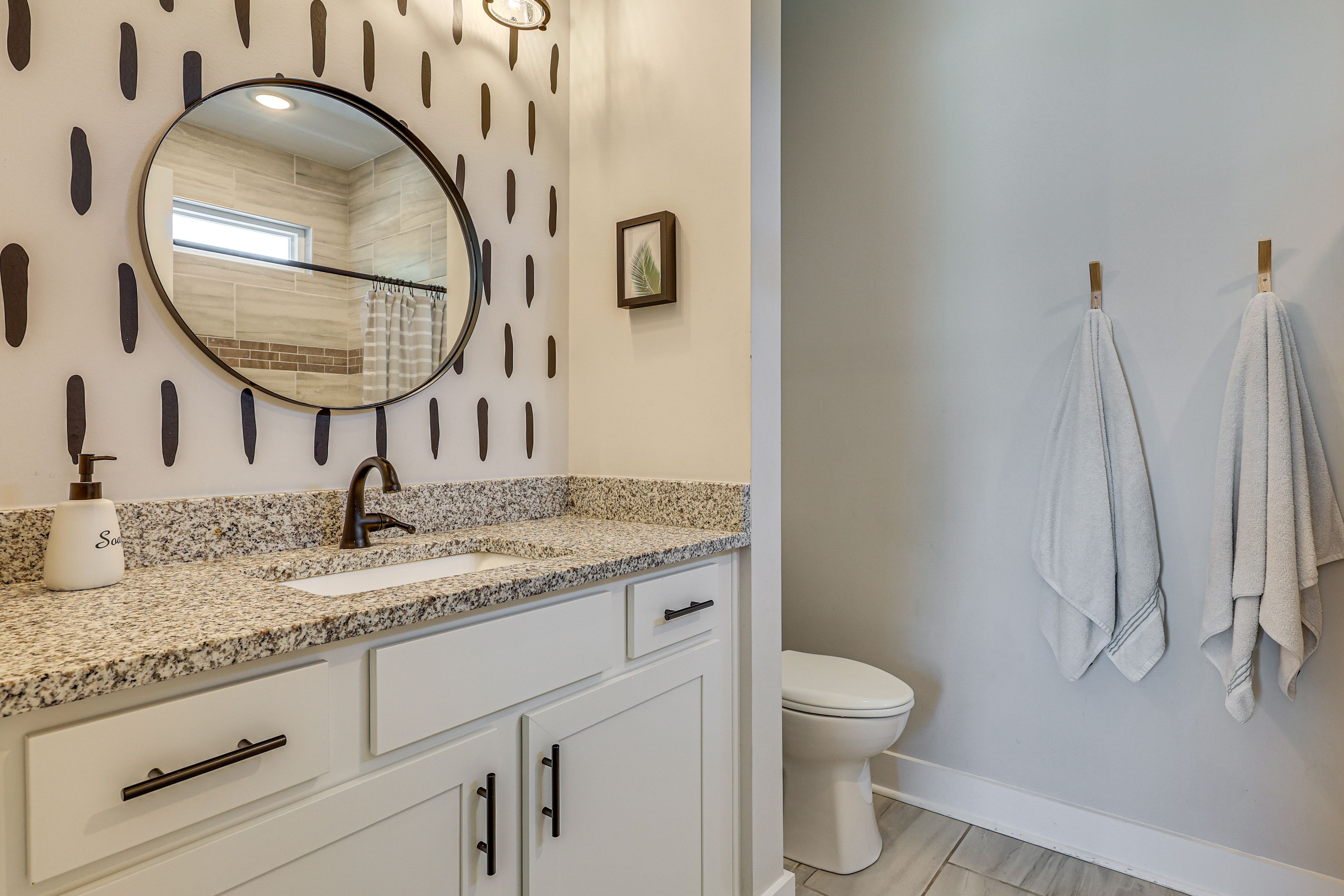 Full Bathroom