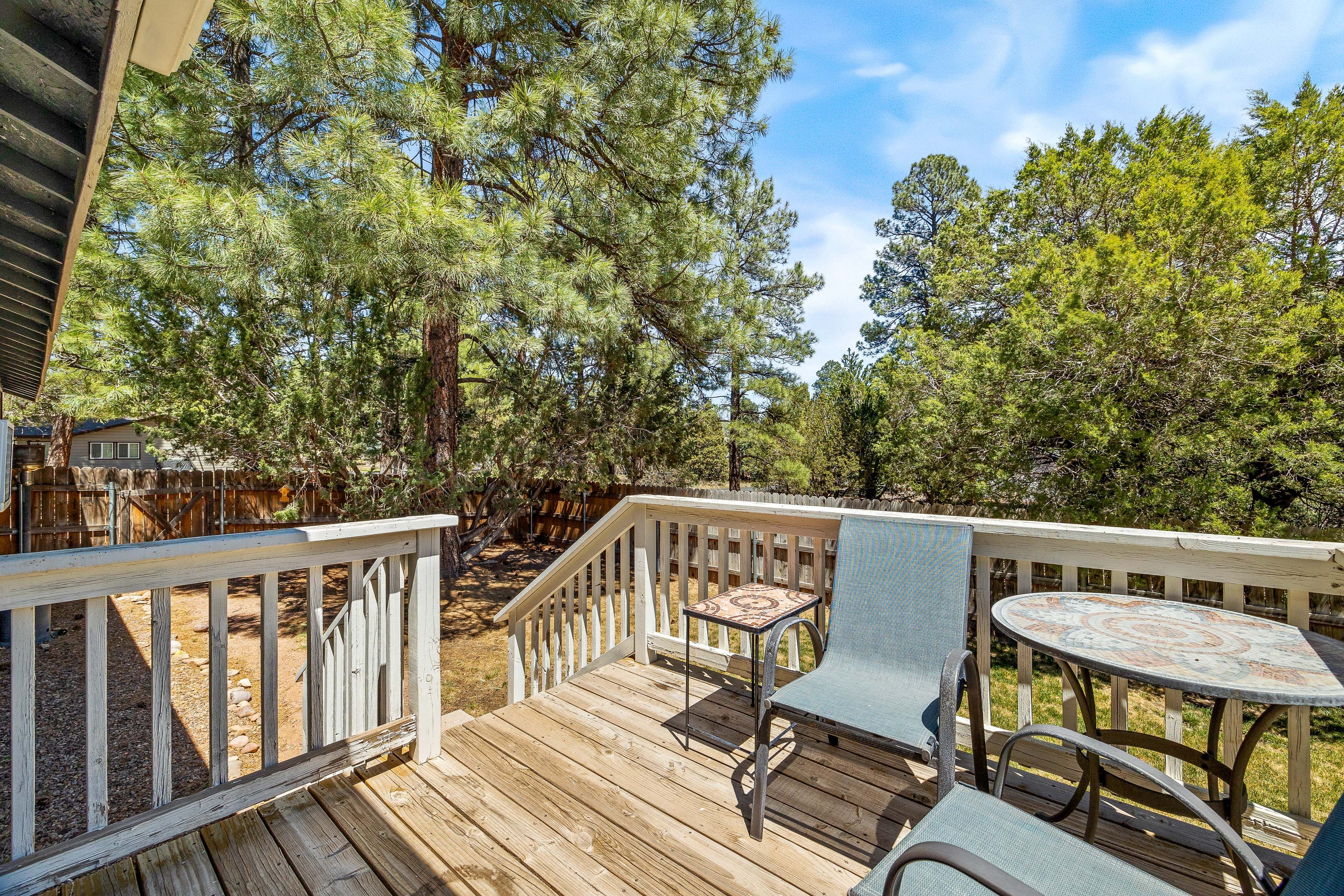 Furnished Deck | 5 Mi to the Mogollon Rim Trail