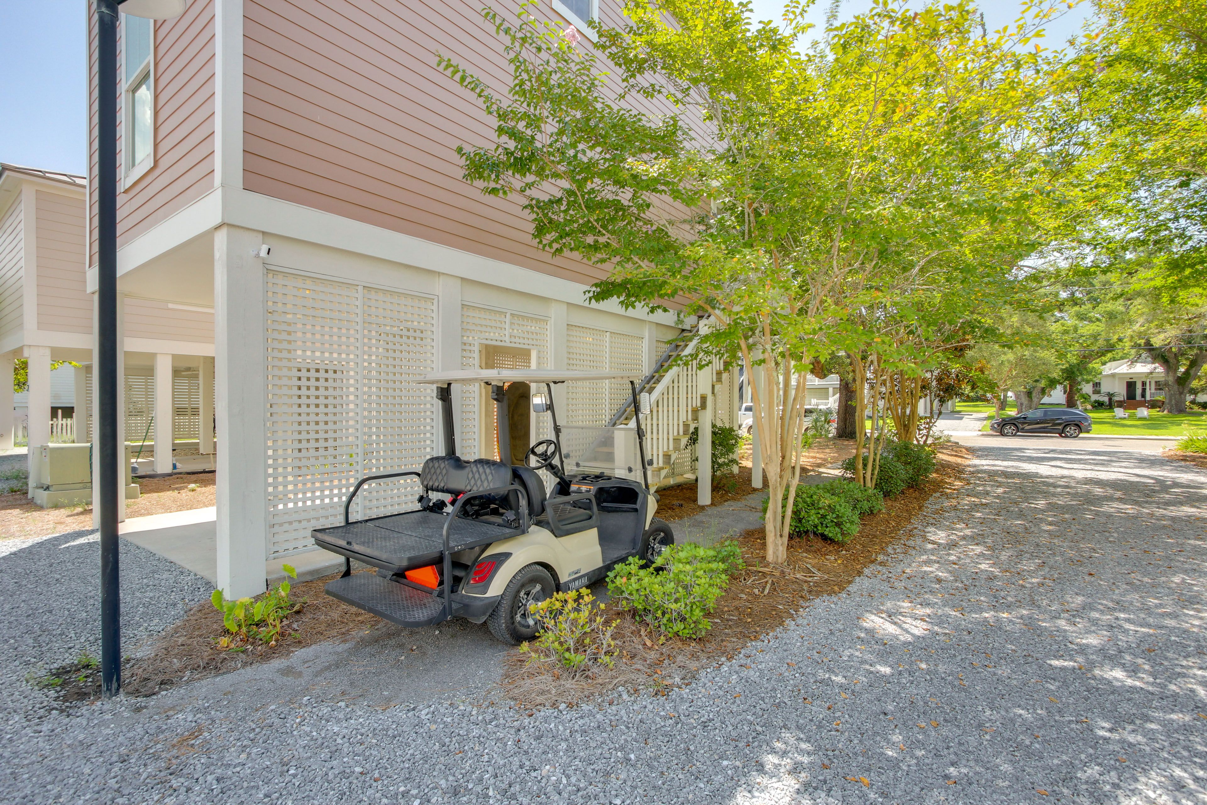 Golf Cart Available On-Site (Waiver & Addt'l Arrangements Required)