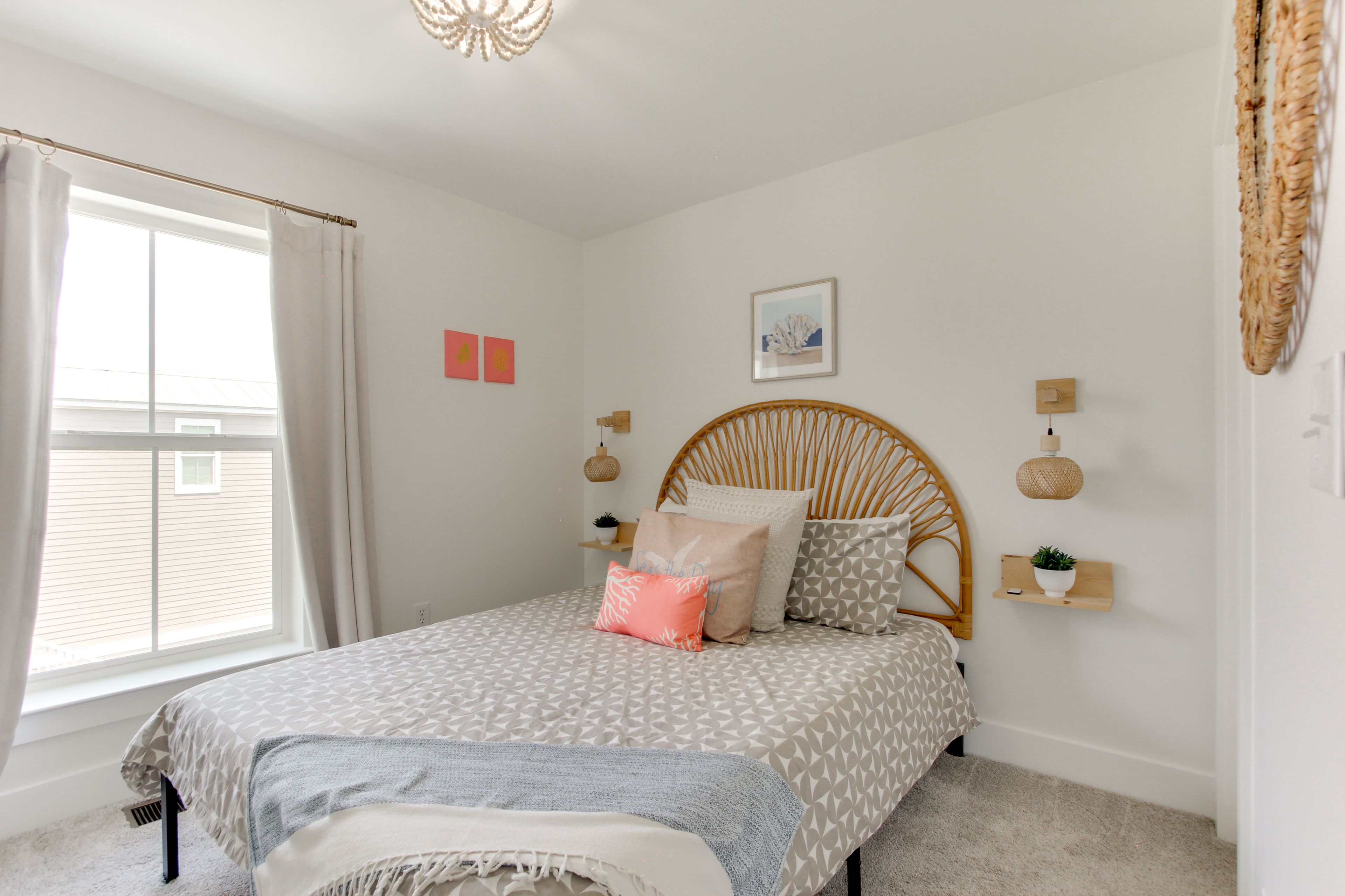 Bedroom 2 | 2nd Floor | Queen Bed