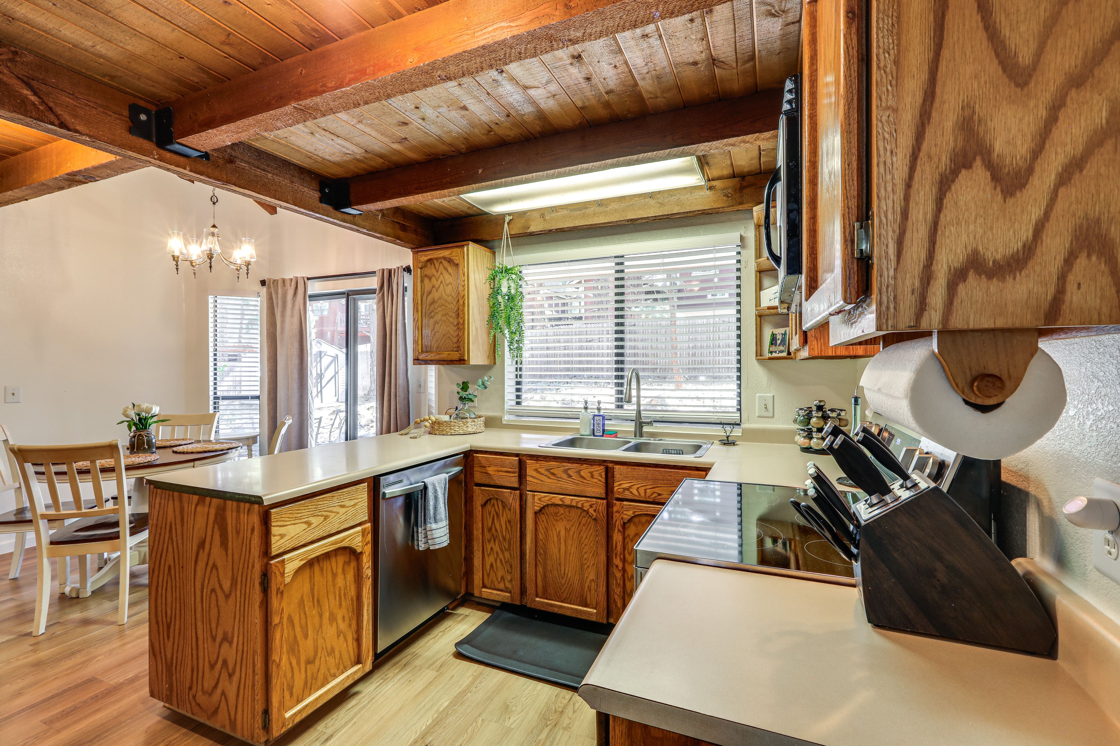 Kitchen | Cooking Basics | Dishwasher | 1st Floor