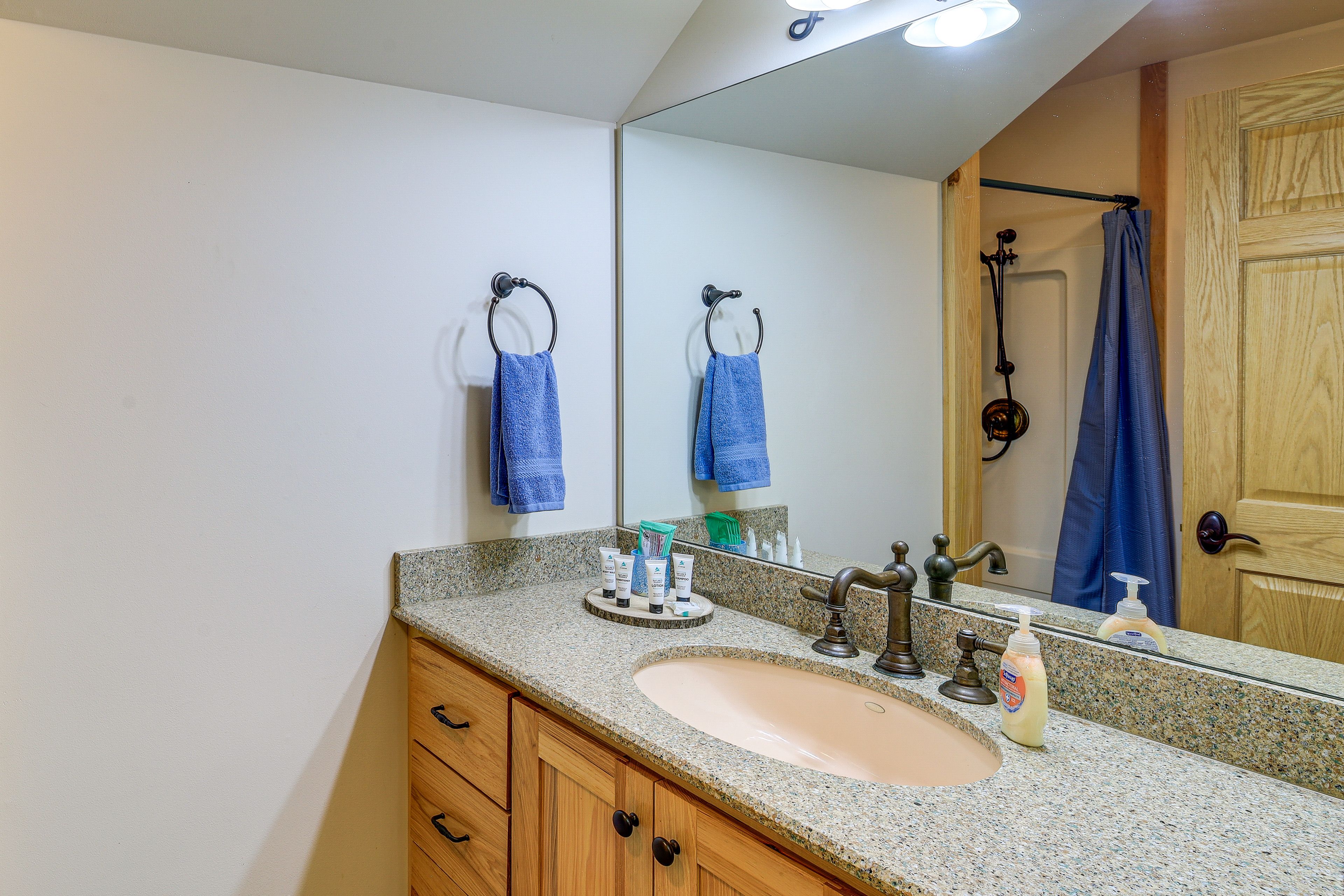 Full Bath | Lower Level