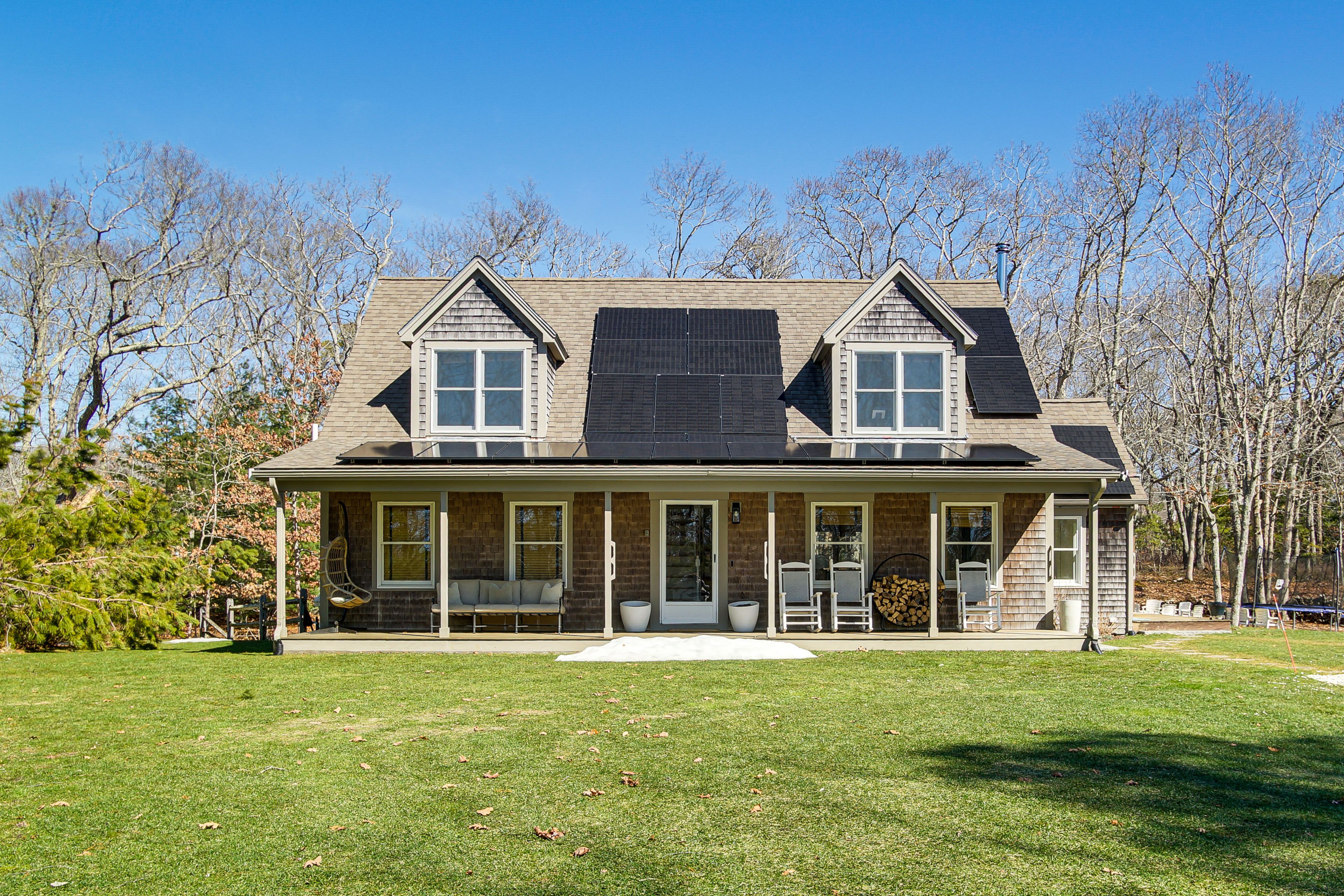 Driveway | 3 Vehicles