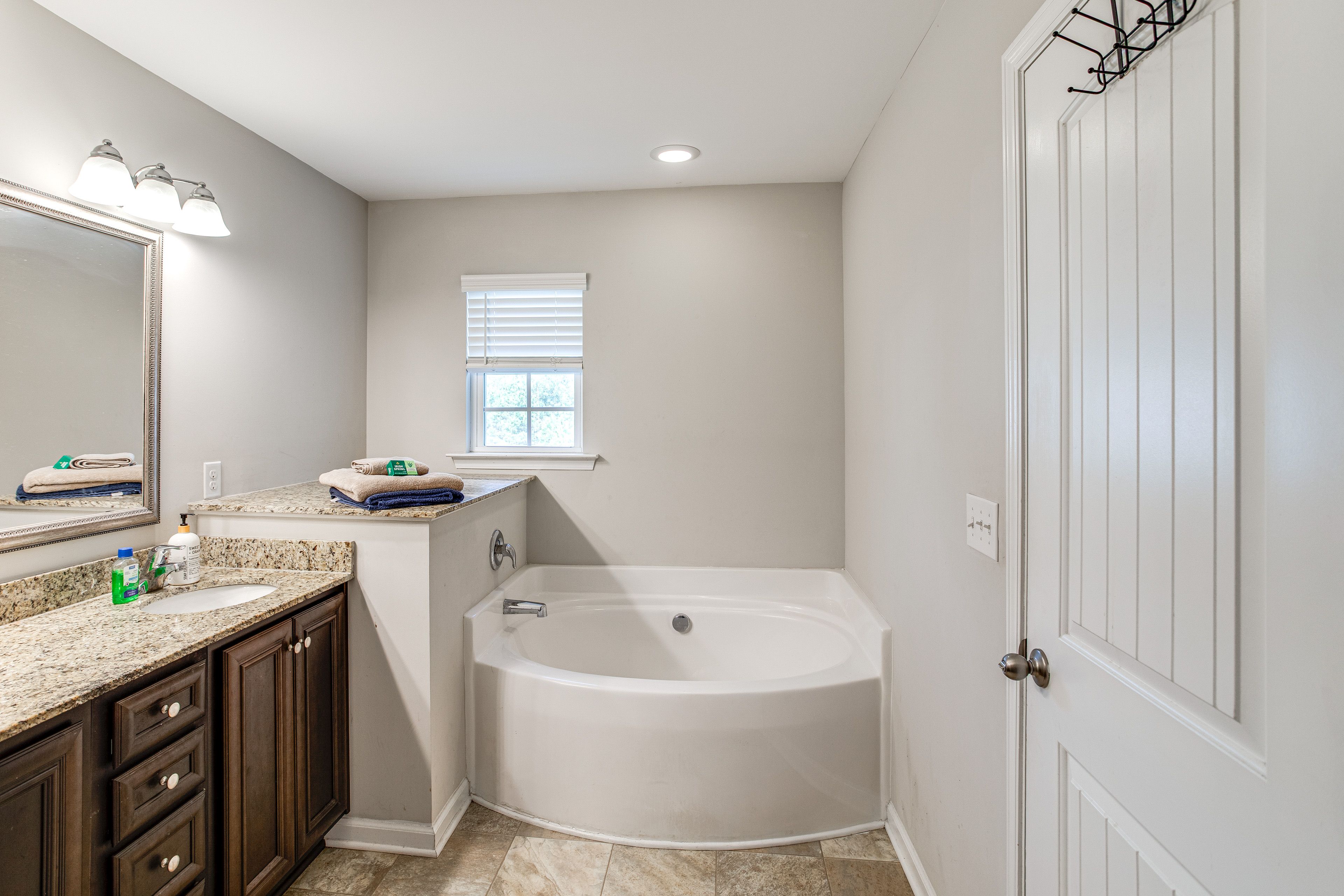 En-Suite Bathroom | Shower | Double Sinks | 2nd Floor