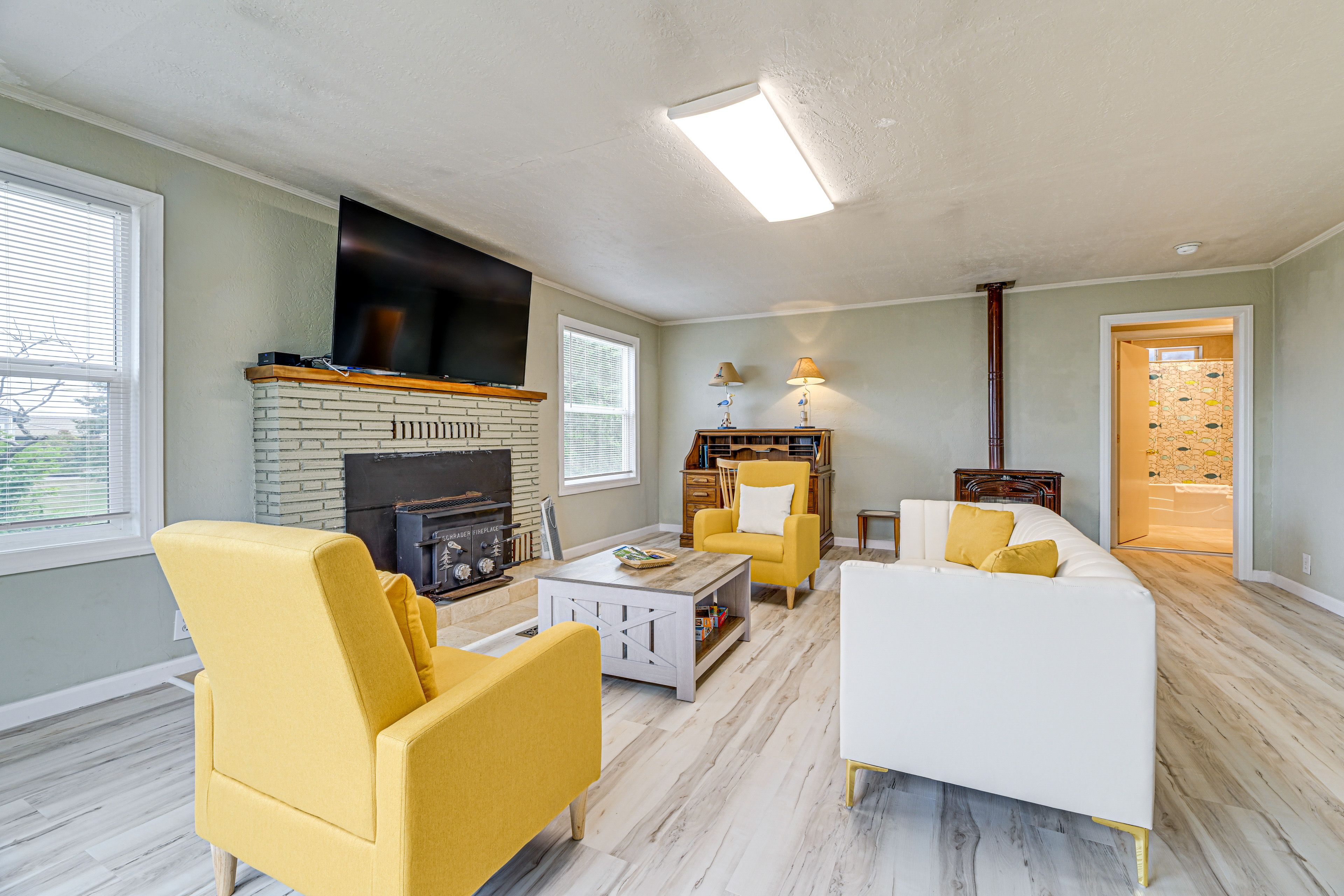 Living Area | TV | Wood-Burning Stove & Fireplace | Board Games