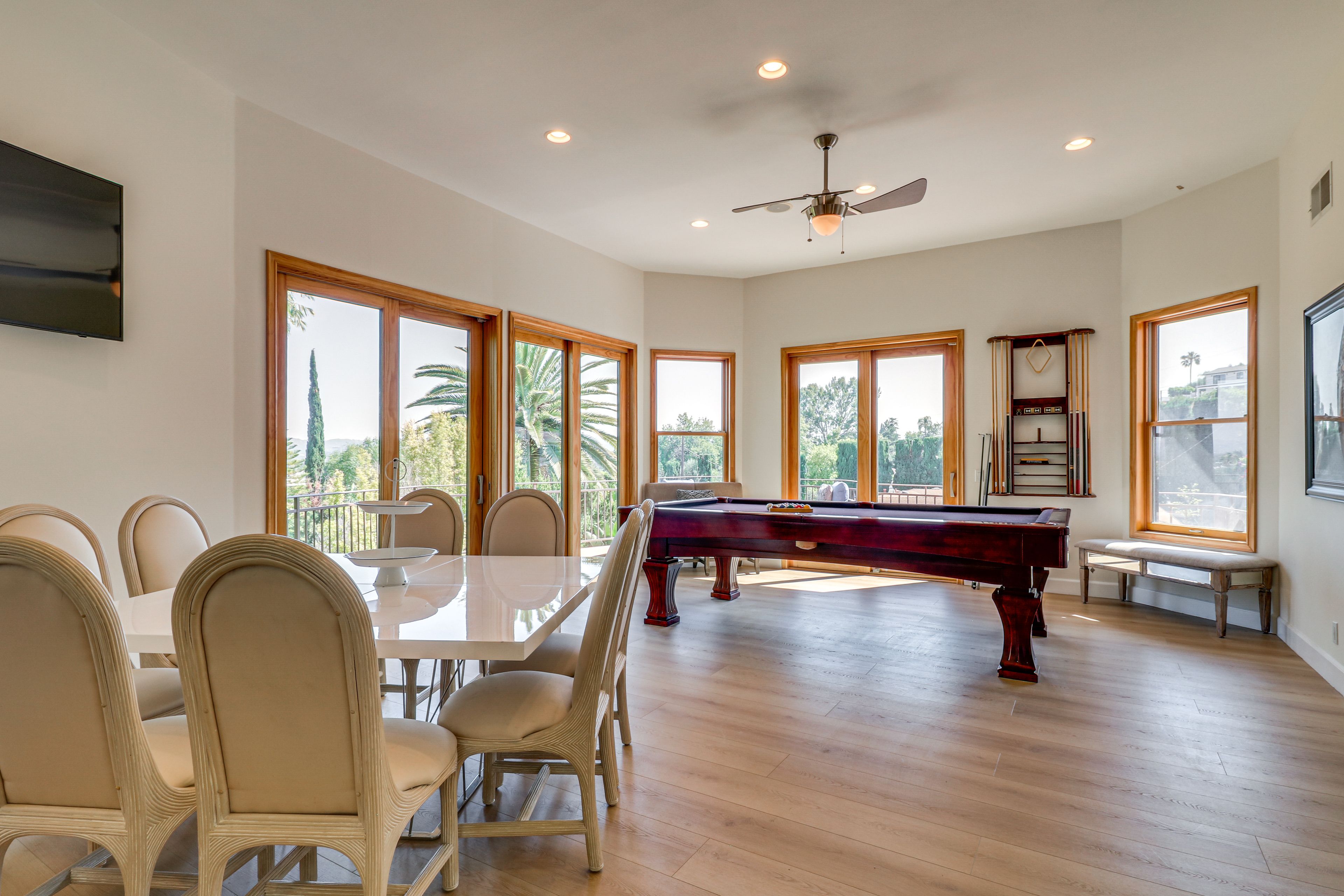 Recreation Room | Dining Table | Pool Table | Smart TV | 2nd Floor