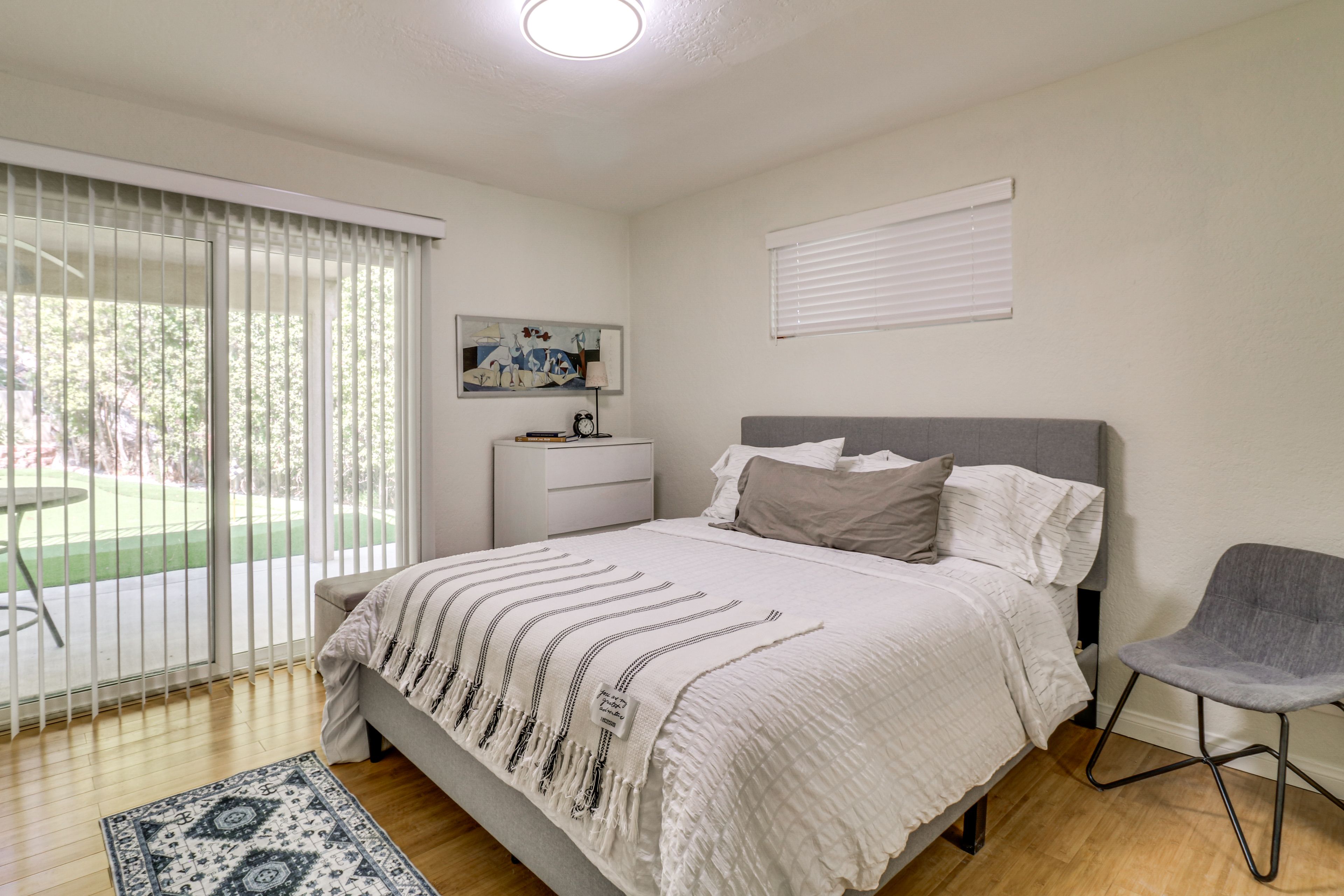 Bedroom 5 | Queen Bed | 1st Floor