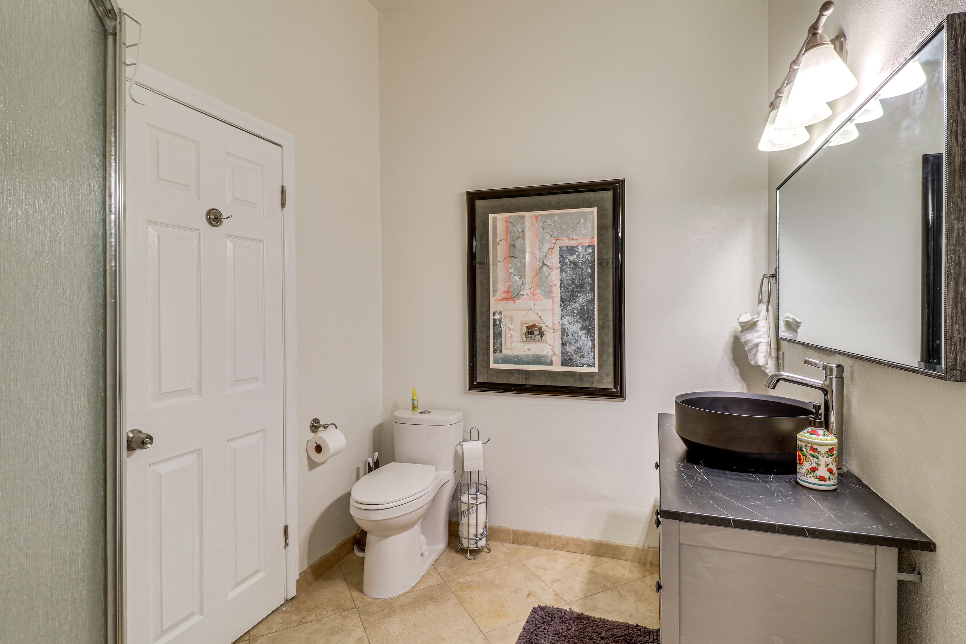 Bathroom | Shower | 1st Floor