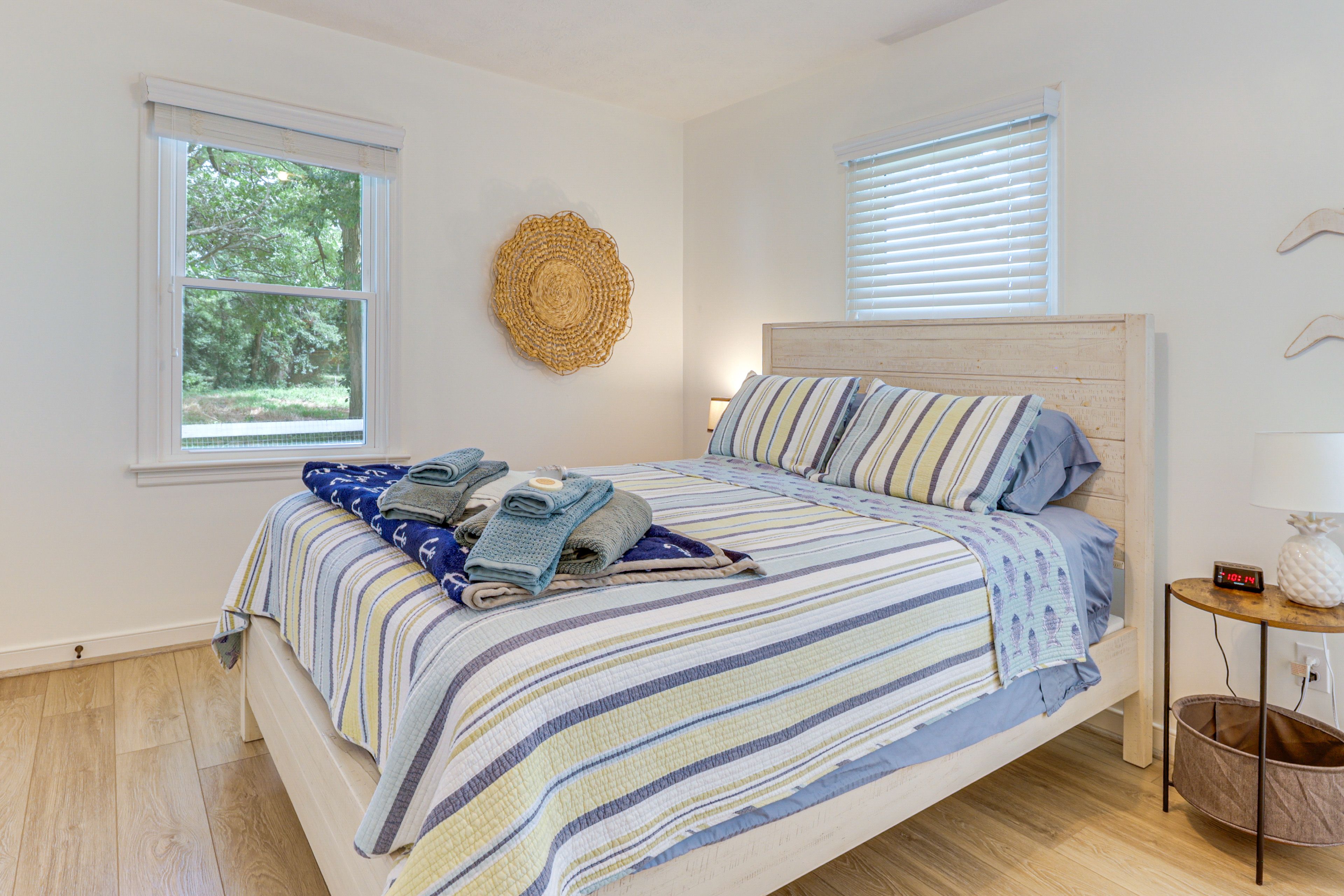 Bedroom 3 | Queen Bed