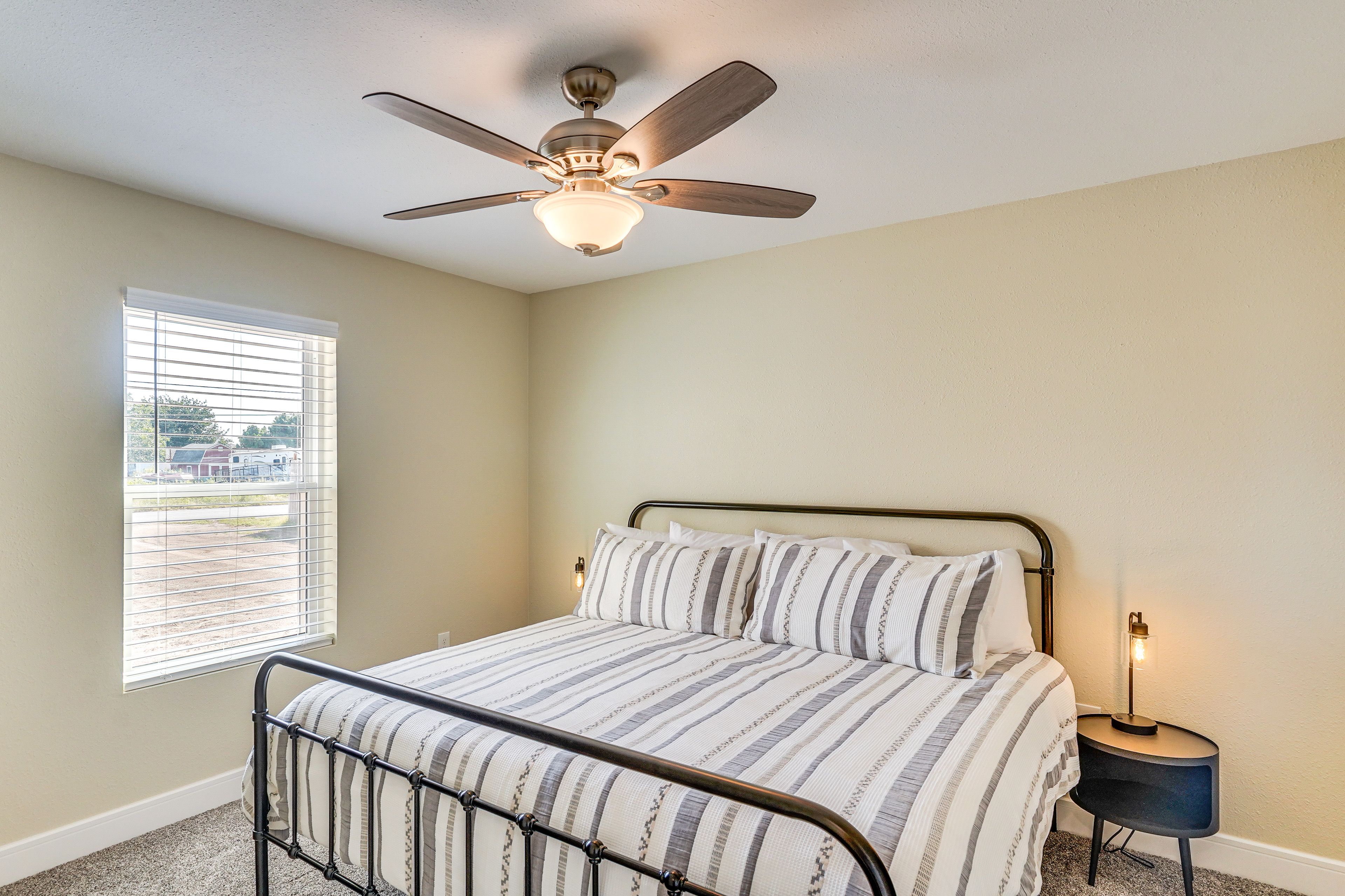 Bedroom 3 | King Bed