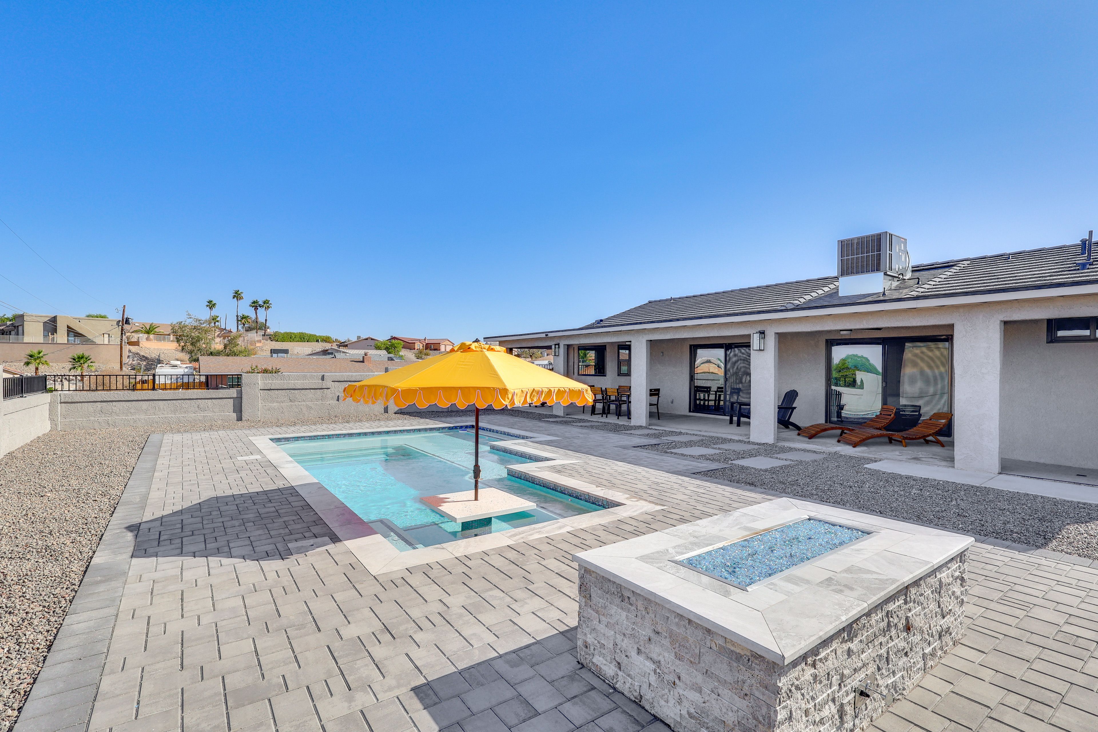 Private Pool (Heated) | Fire Table