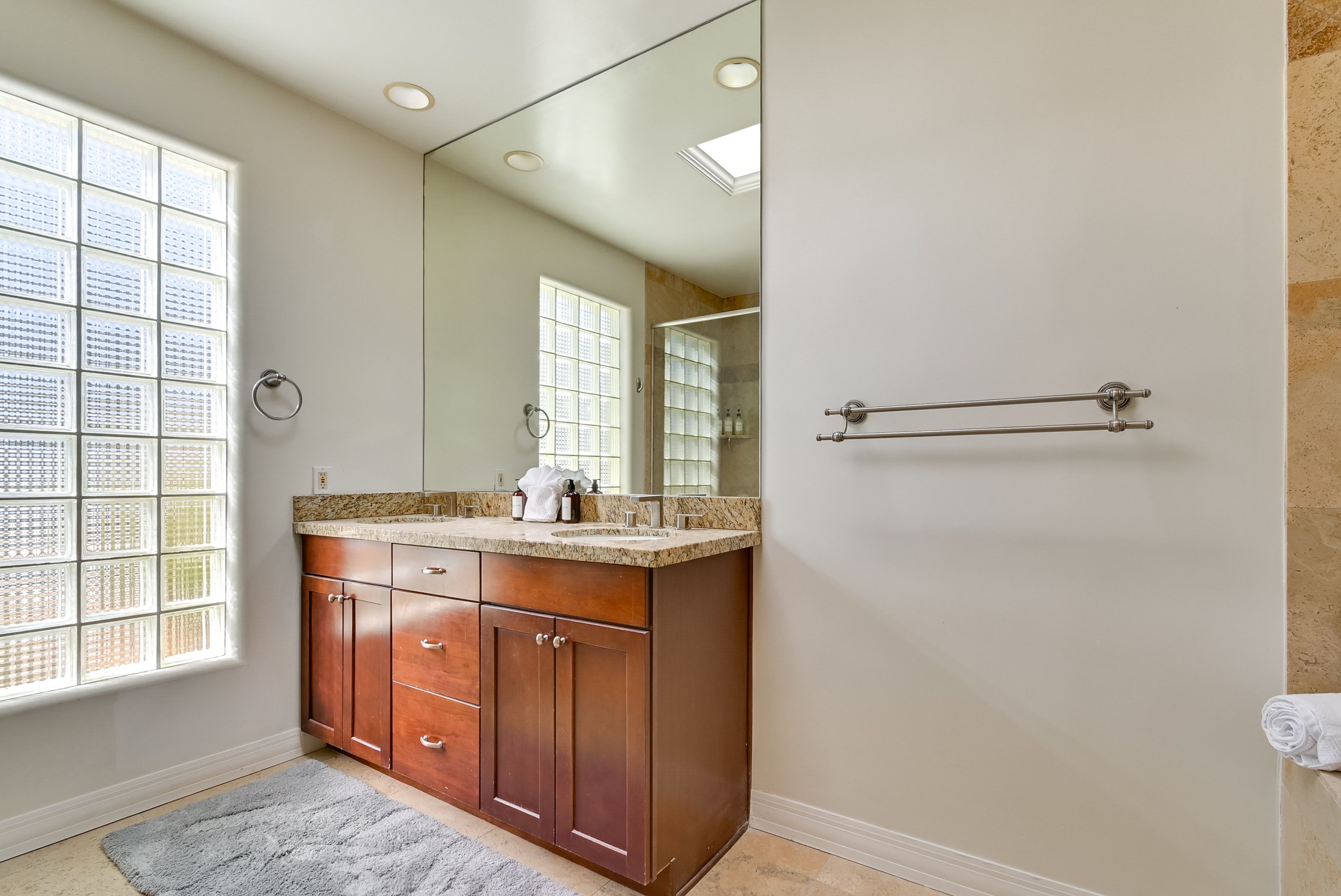 Bathroom | Towels Provided