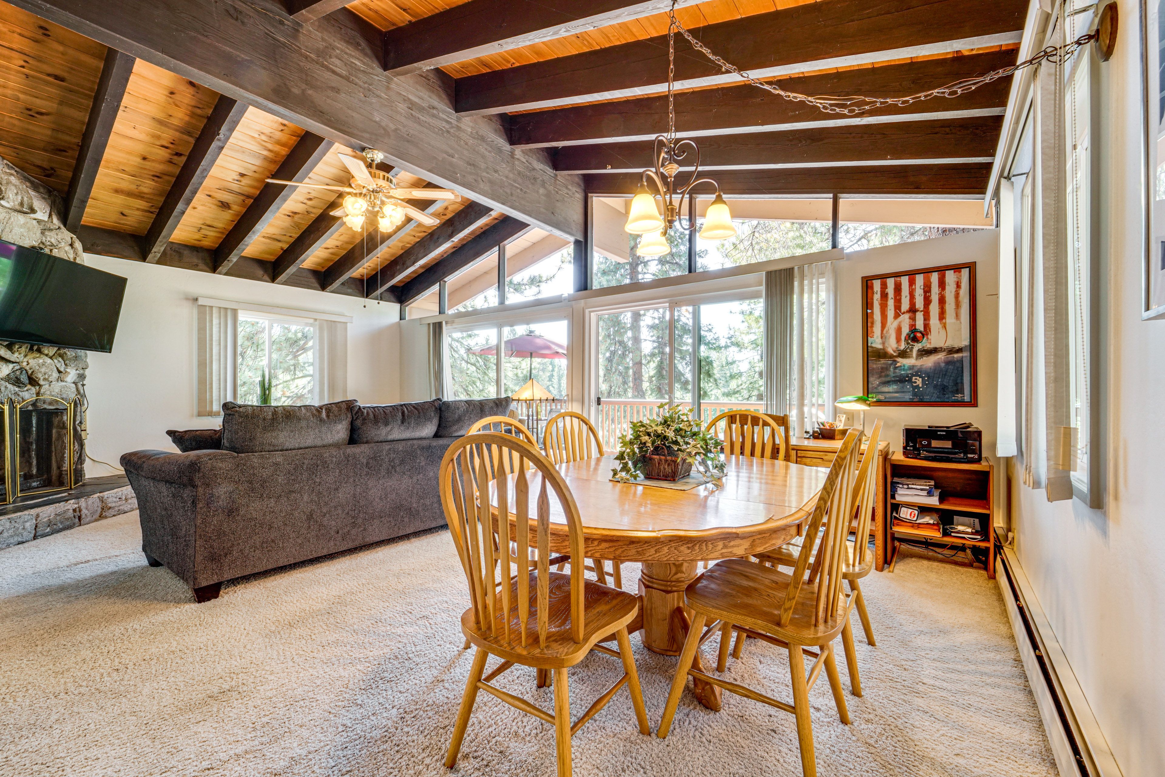 Dining Area & Dedicated Workspace | 2nd Floor