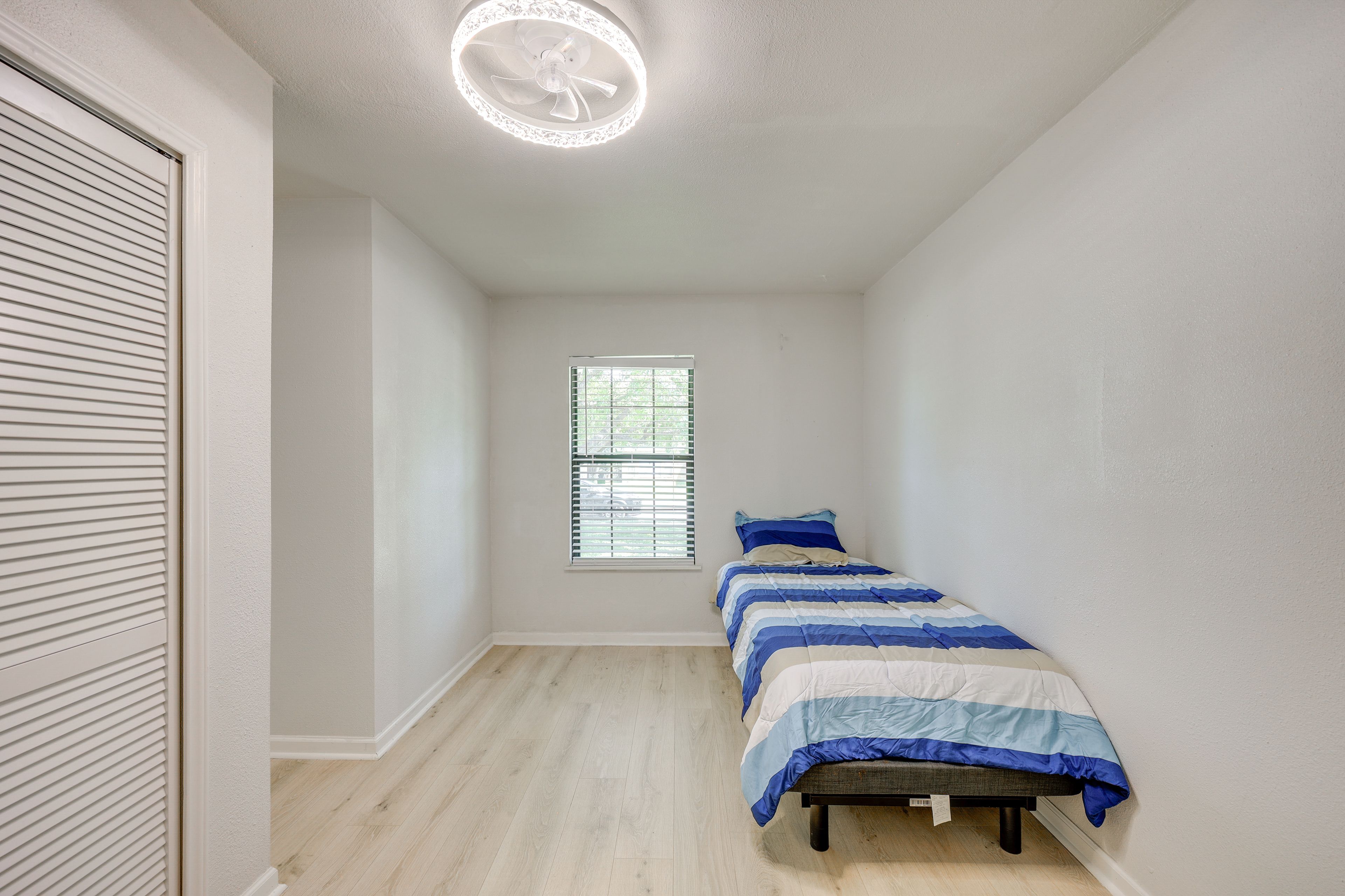 Bedroom 4 | Twin Bed