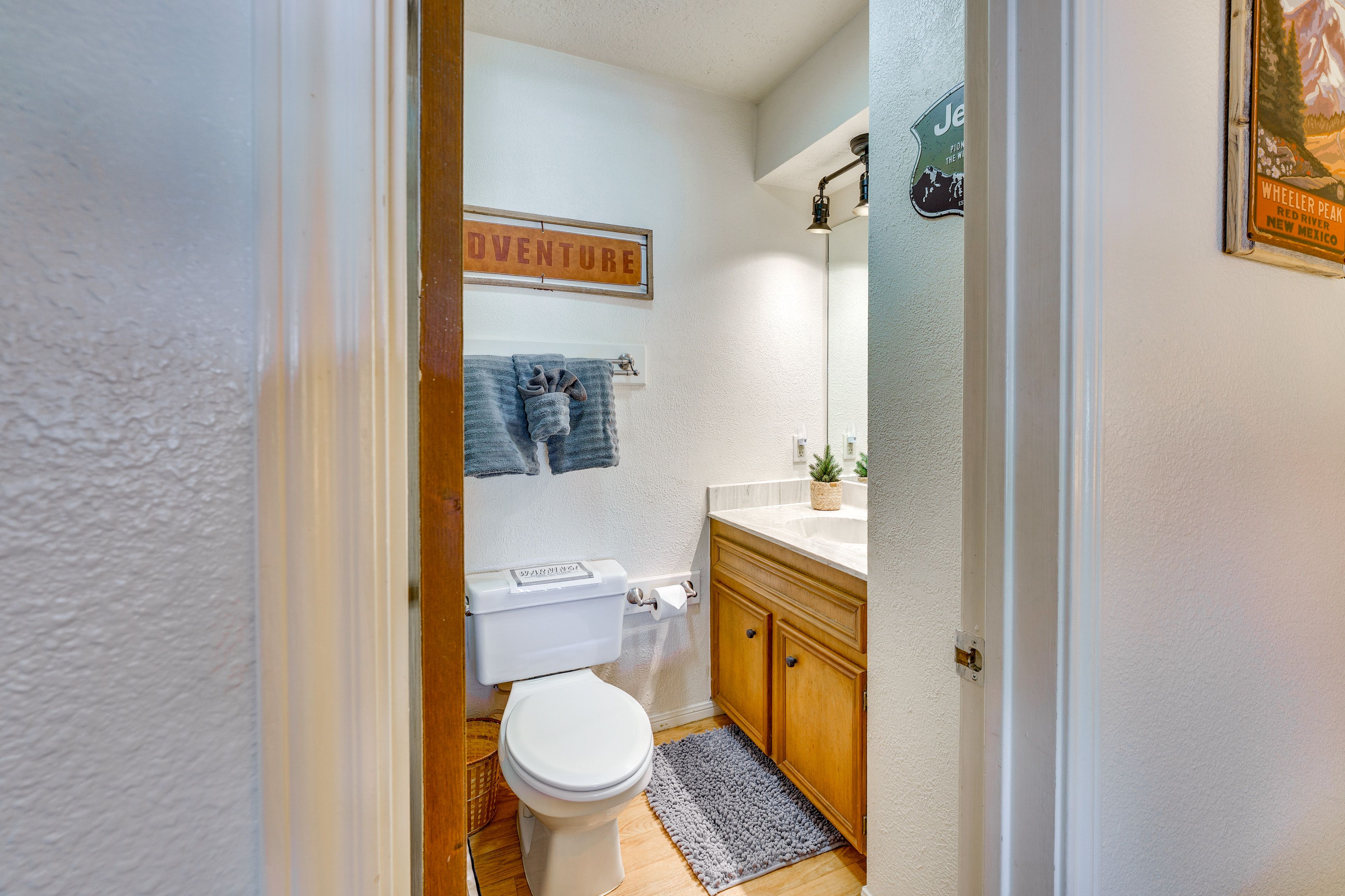 En-Suite Bathroom | 2nd Floor