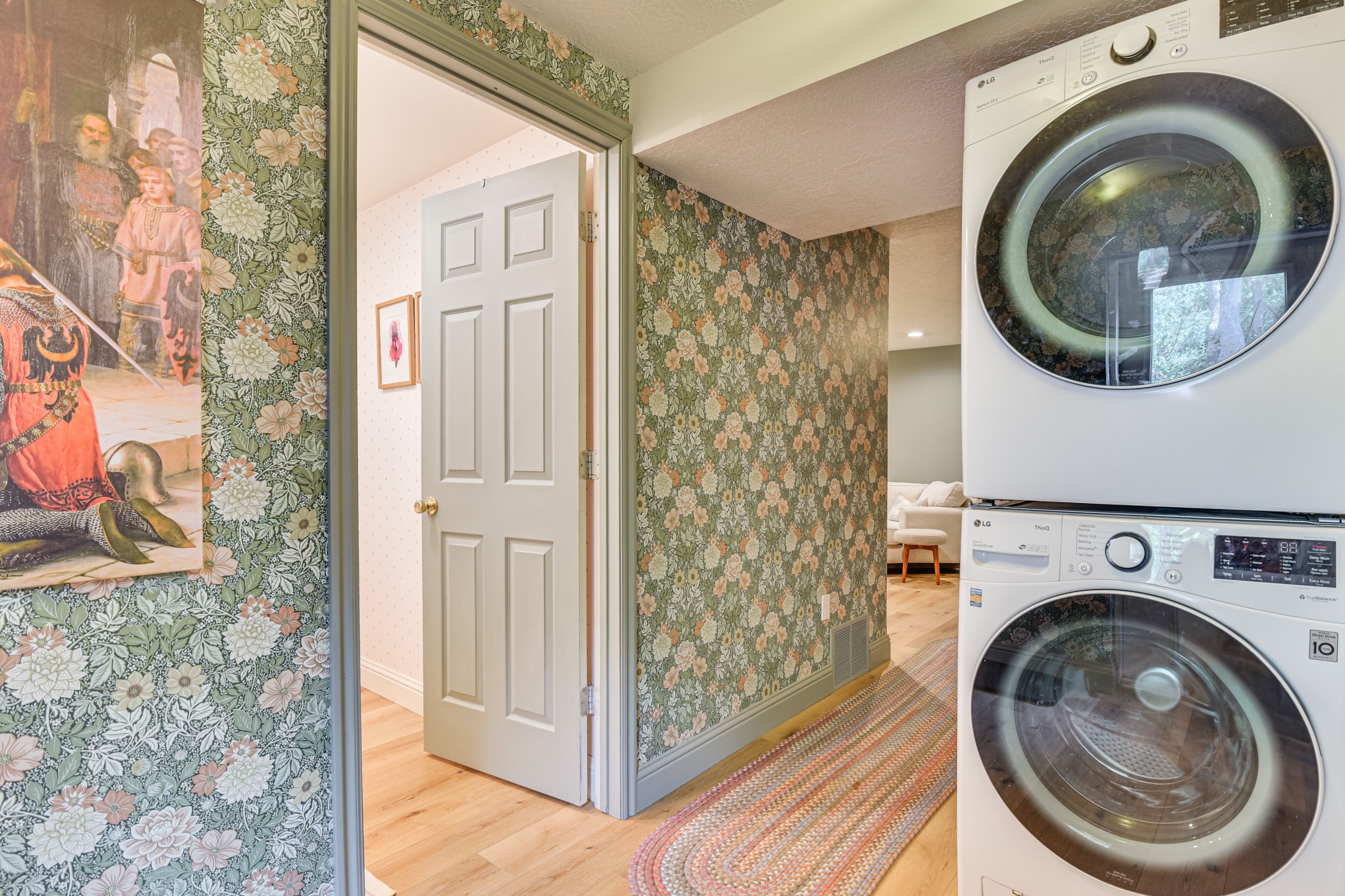 Washer & Dryer | Lower Floor