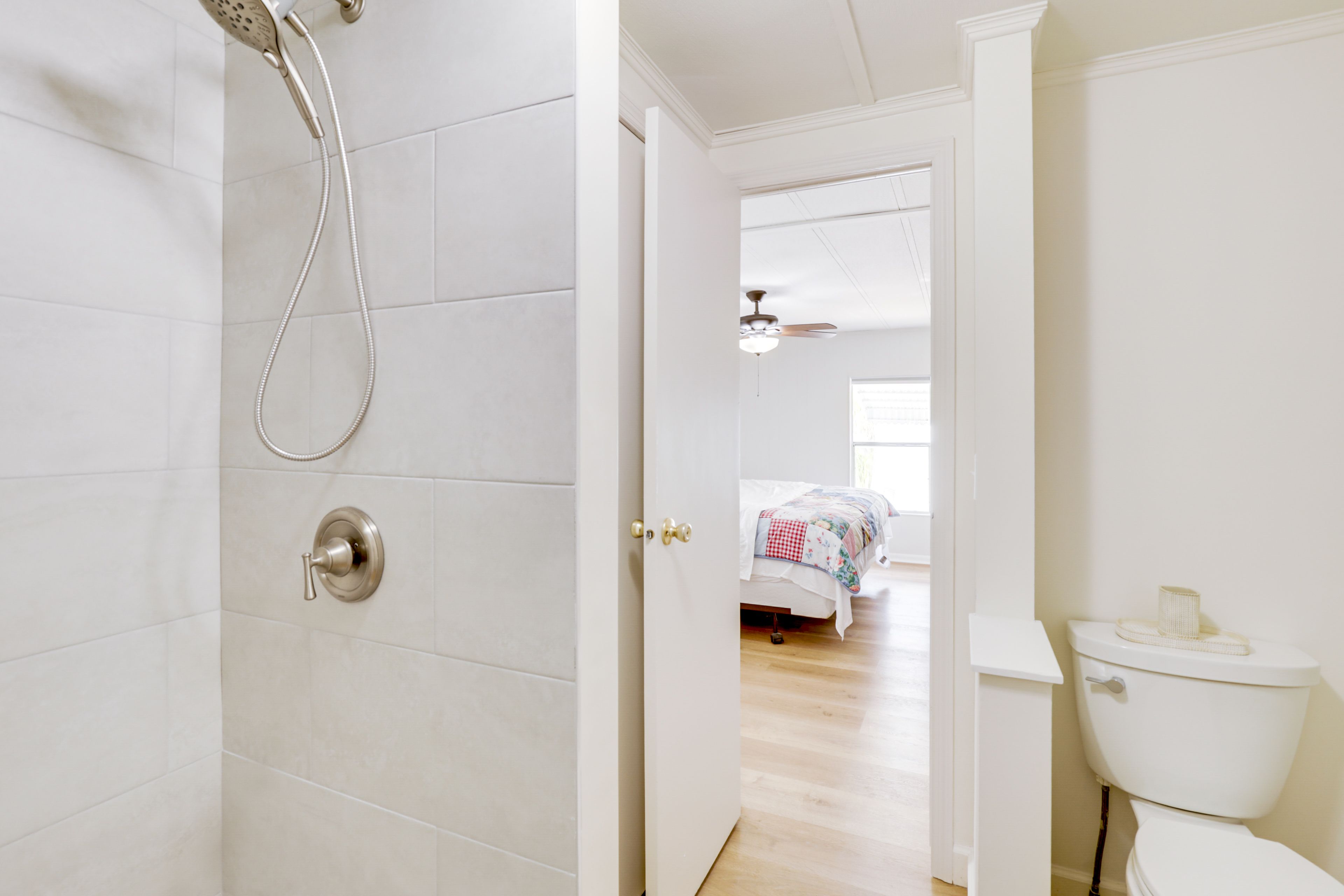 Full Bath | Towels | Hair Dryer