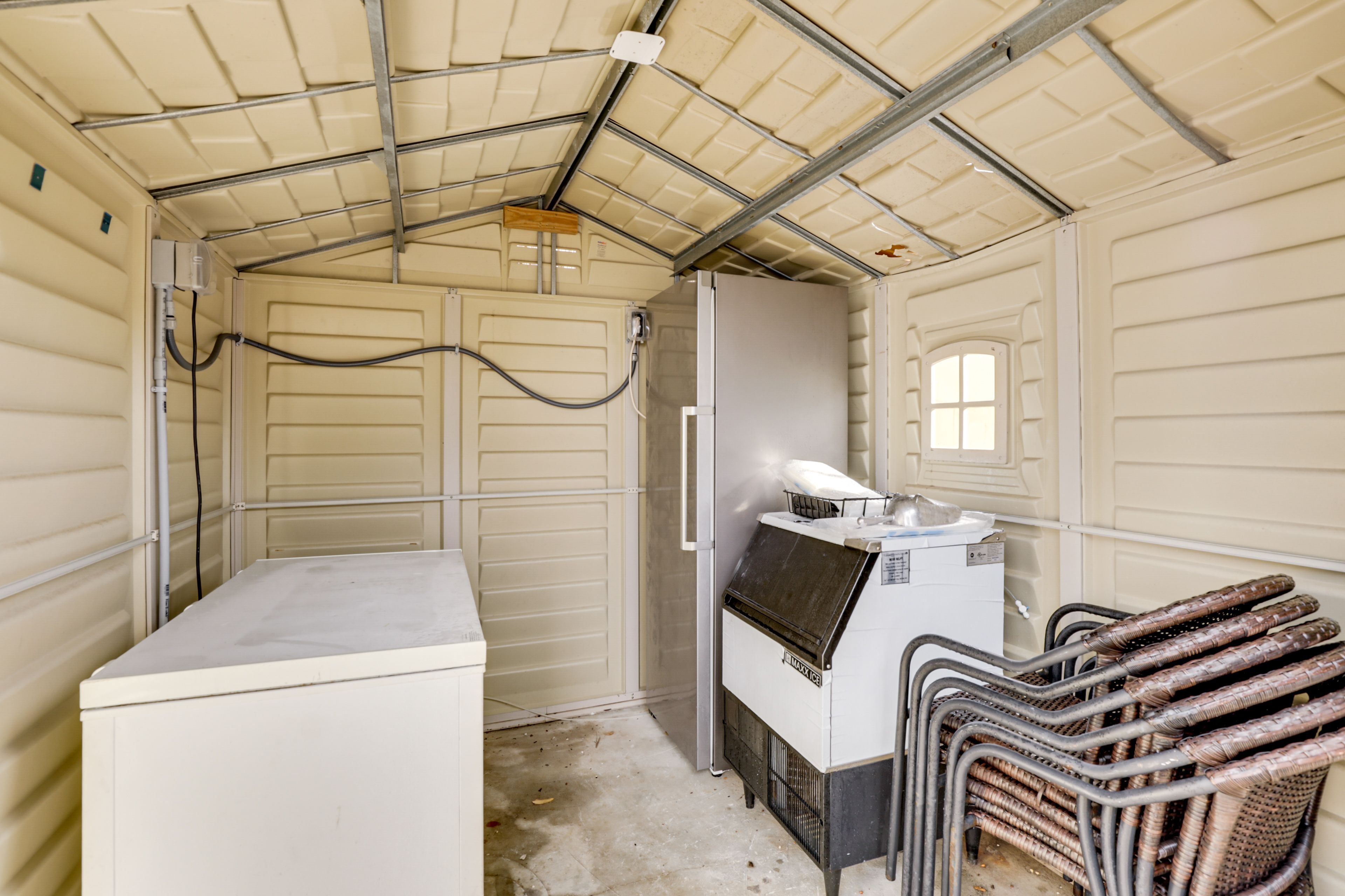 Shed | Chest Freezer | Fridge | Ice Maker