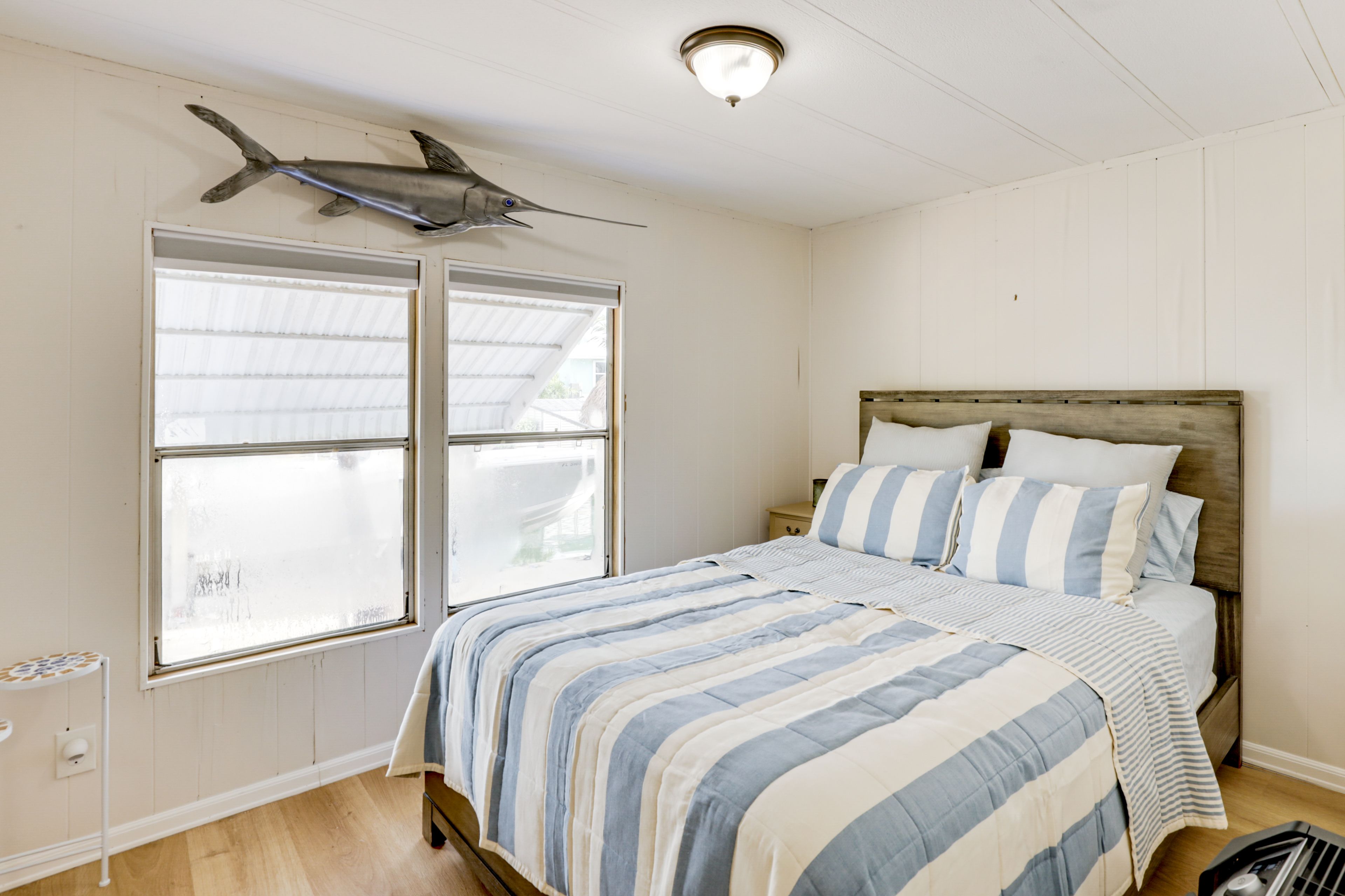 Bedroom 3 | Queen Bed