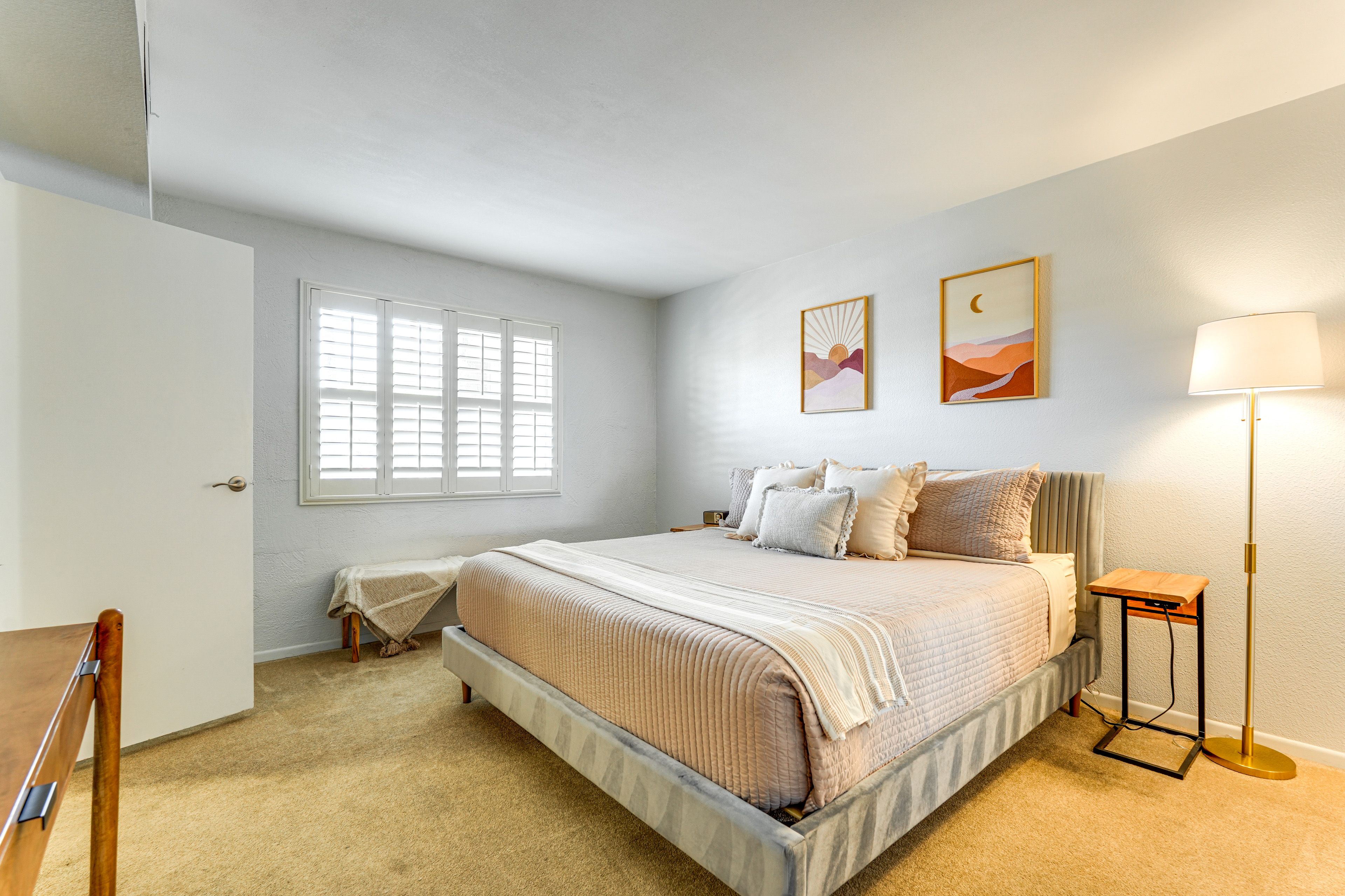 Bedroom 1 | King Bed